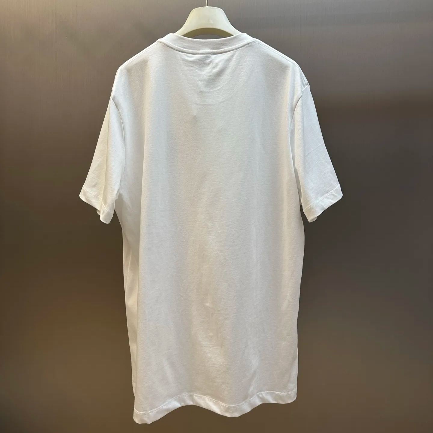 LOEWE Anagram T-shirt In Cotton "Black" (H526Y22J26-1100）