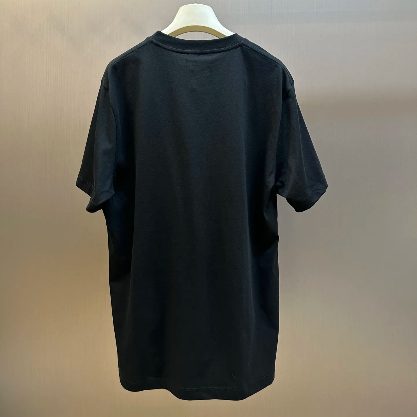 LOEWE Anagram T-shirt In Cotton "Black" (H526Y22J26-1100）