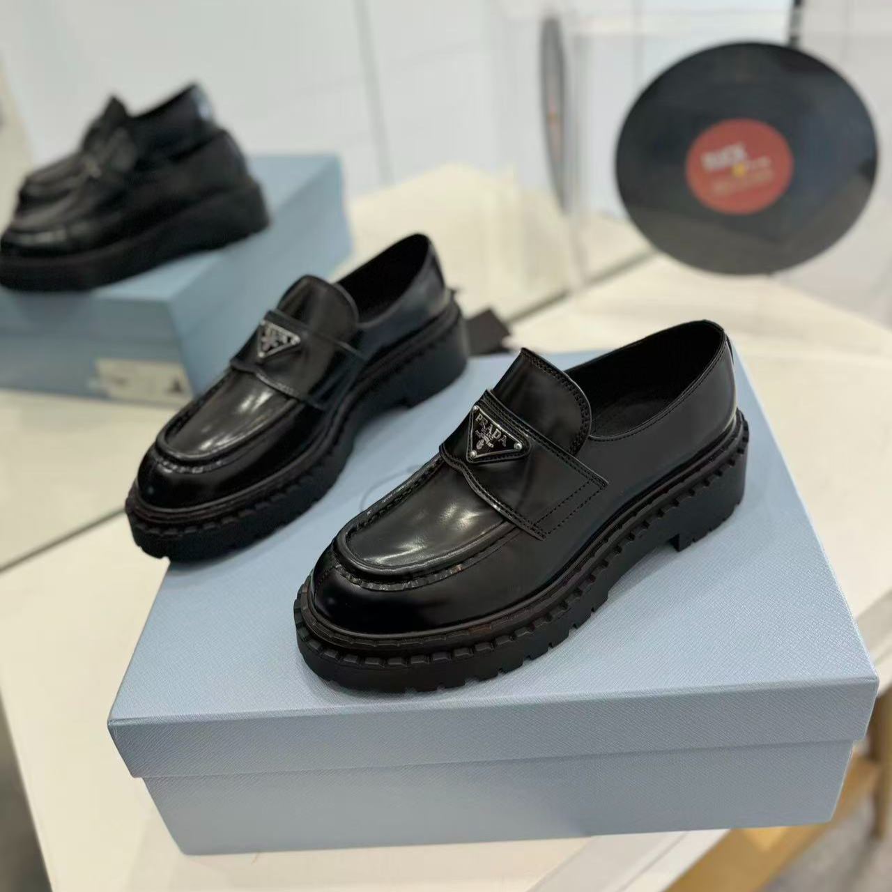 PRADA Monolith loafers（1D649M_B4L_F0002_F_B055）