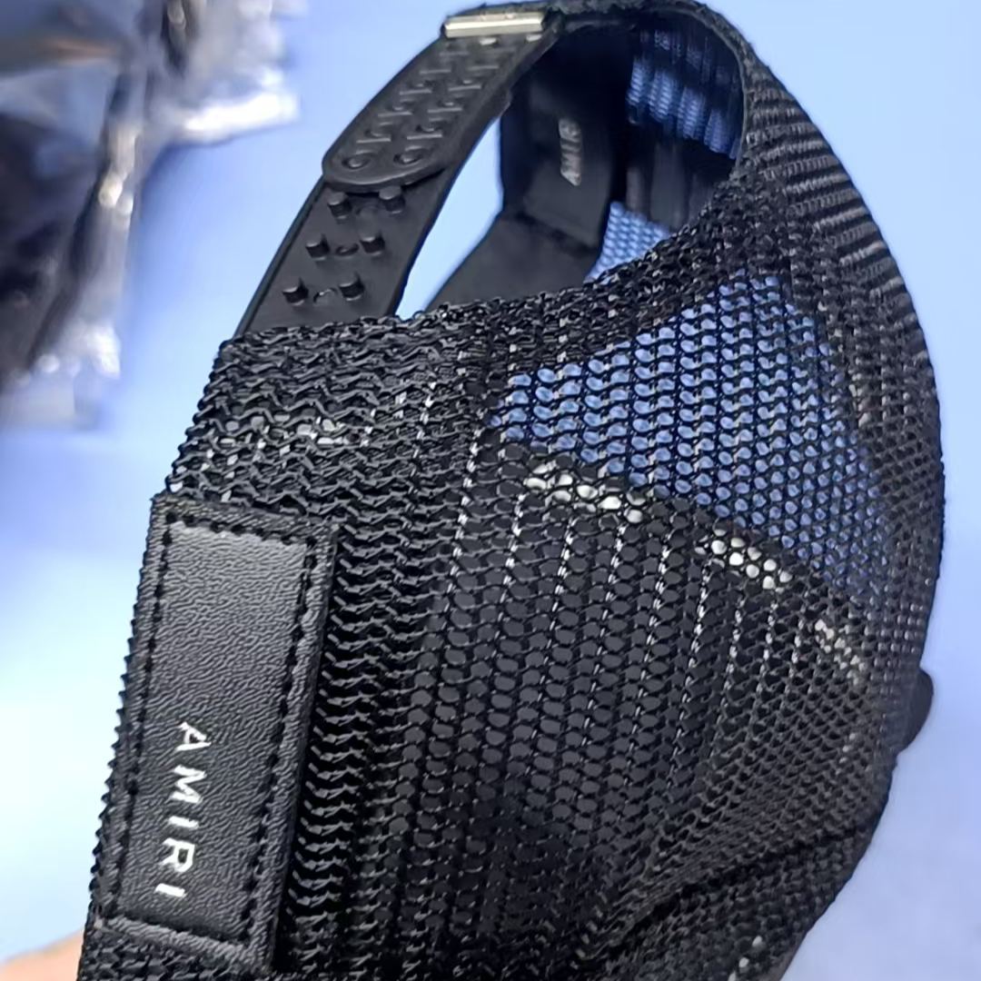 AMIRI ARTS DISTRICT TRUCKER HAT（PXMAH001001）