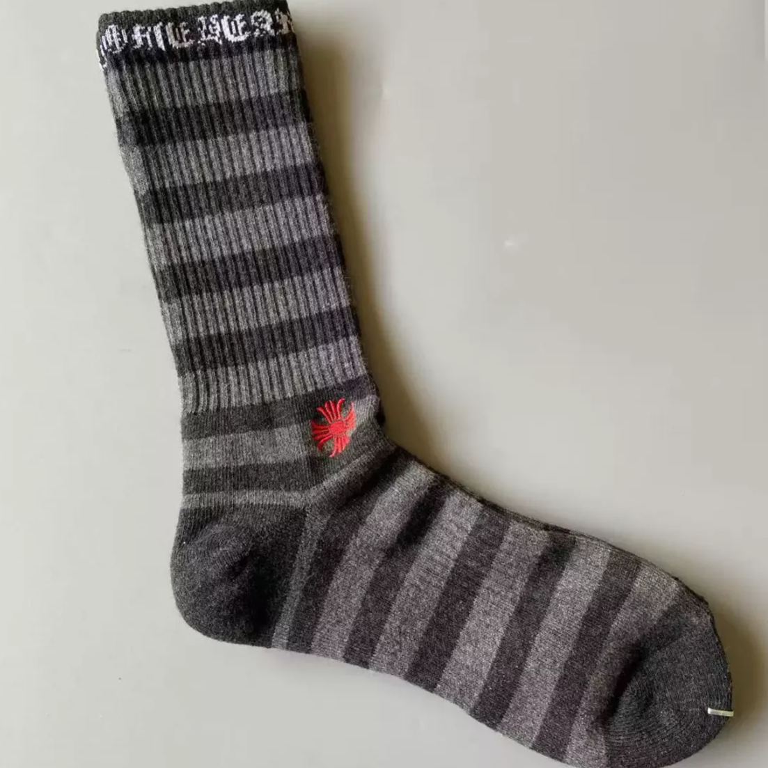 Chrome Heartsのソックス