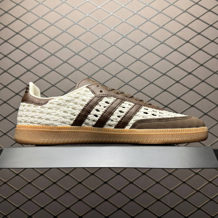 adidas Women's Samba OG "Off White/Brown"（IH9373）