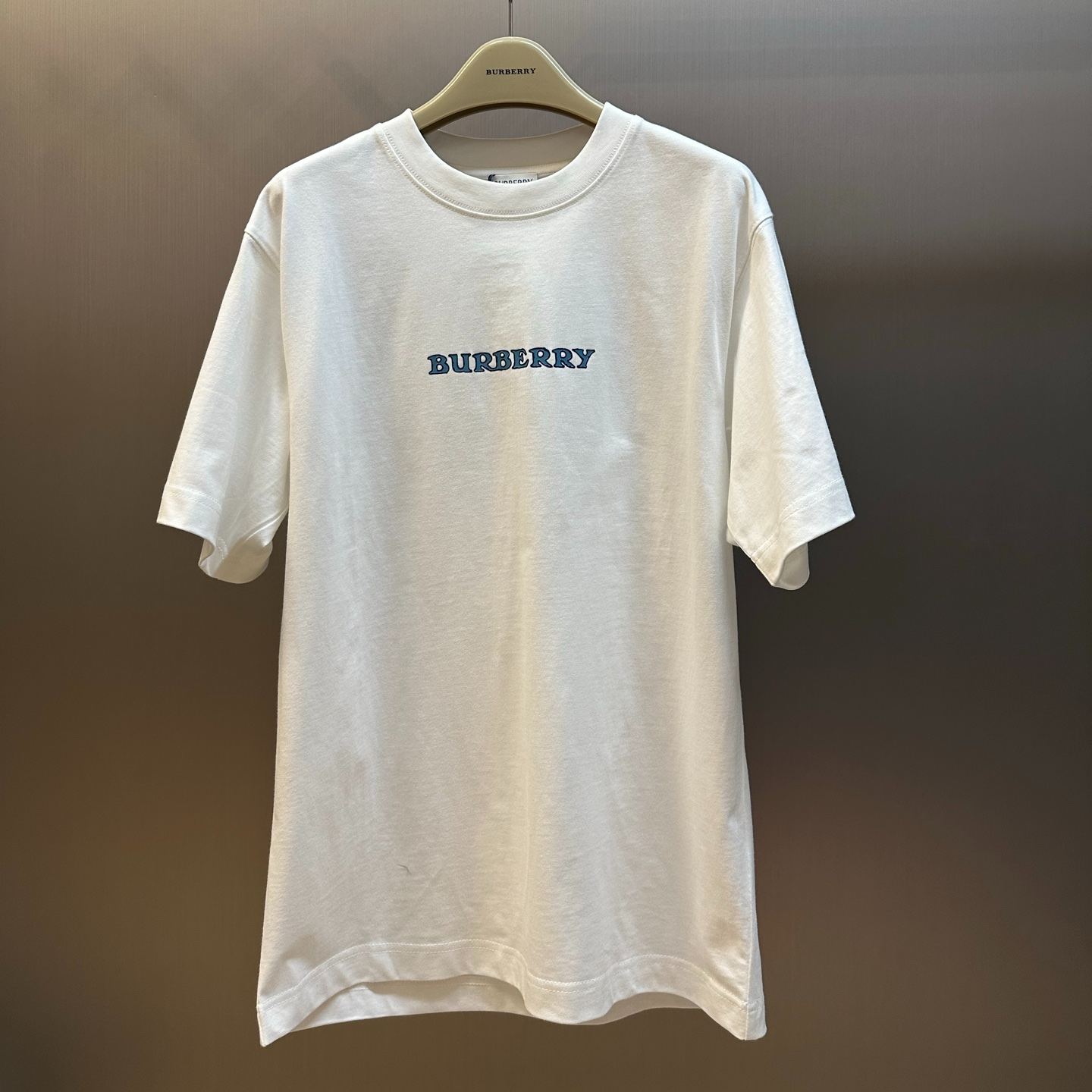 Burberry Heritage Logo Cotton T-Shirt（81280691）