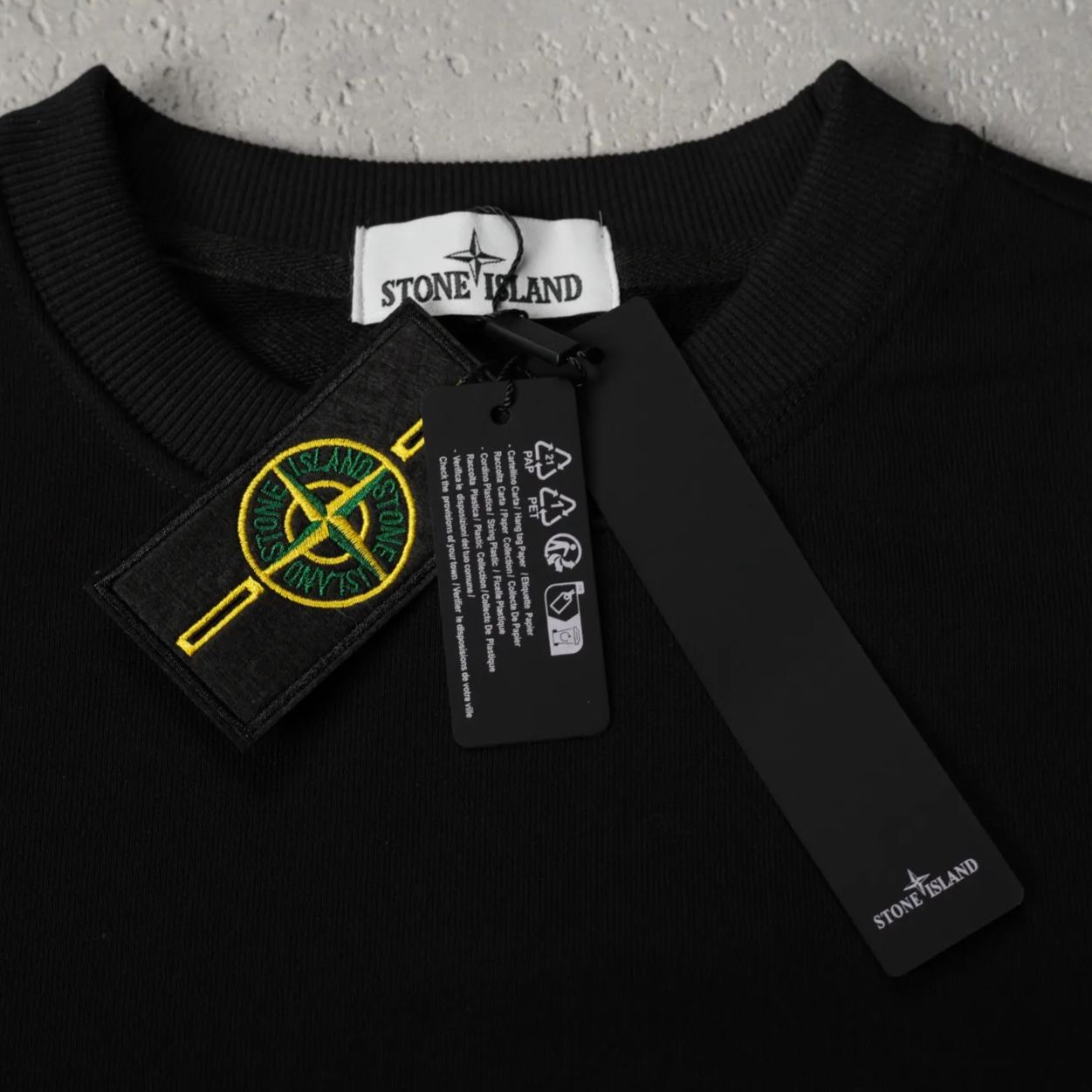 STONE ISLAND Garment Dyed Crew Sweatshirt（721563051-V0020）