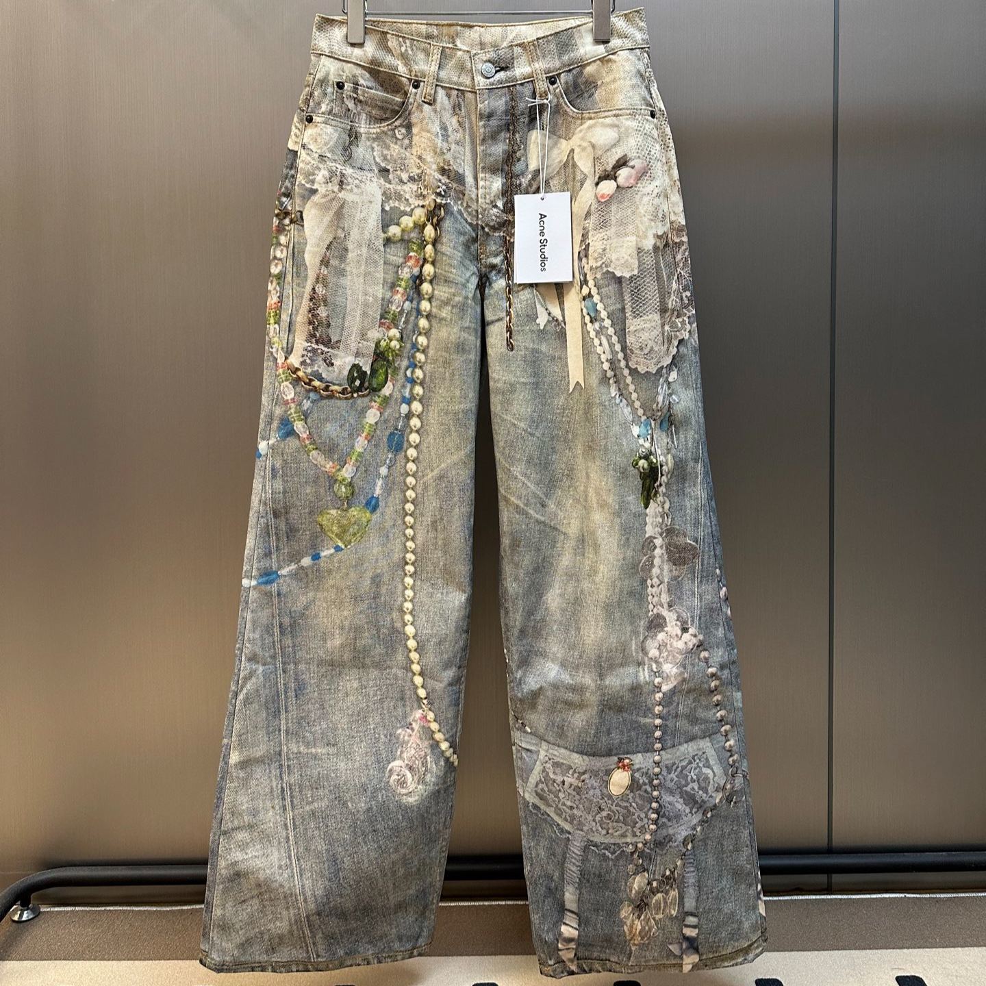 Acne Studios loose trousers (BE0163-699）