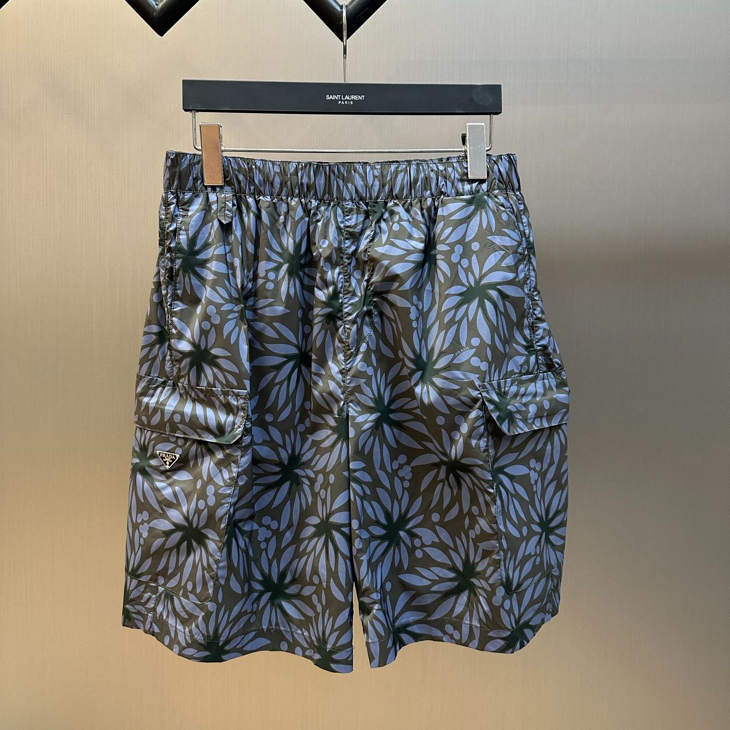 PRADA Printed Re-Nylon Swim Shorts（UB380-19G4-F090K-S-OOO）