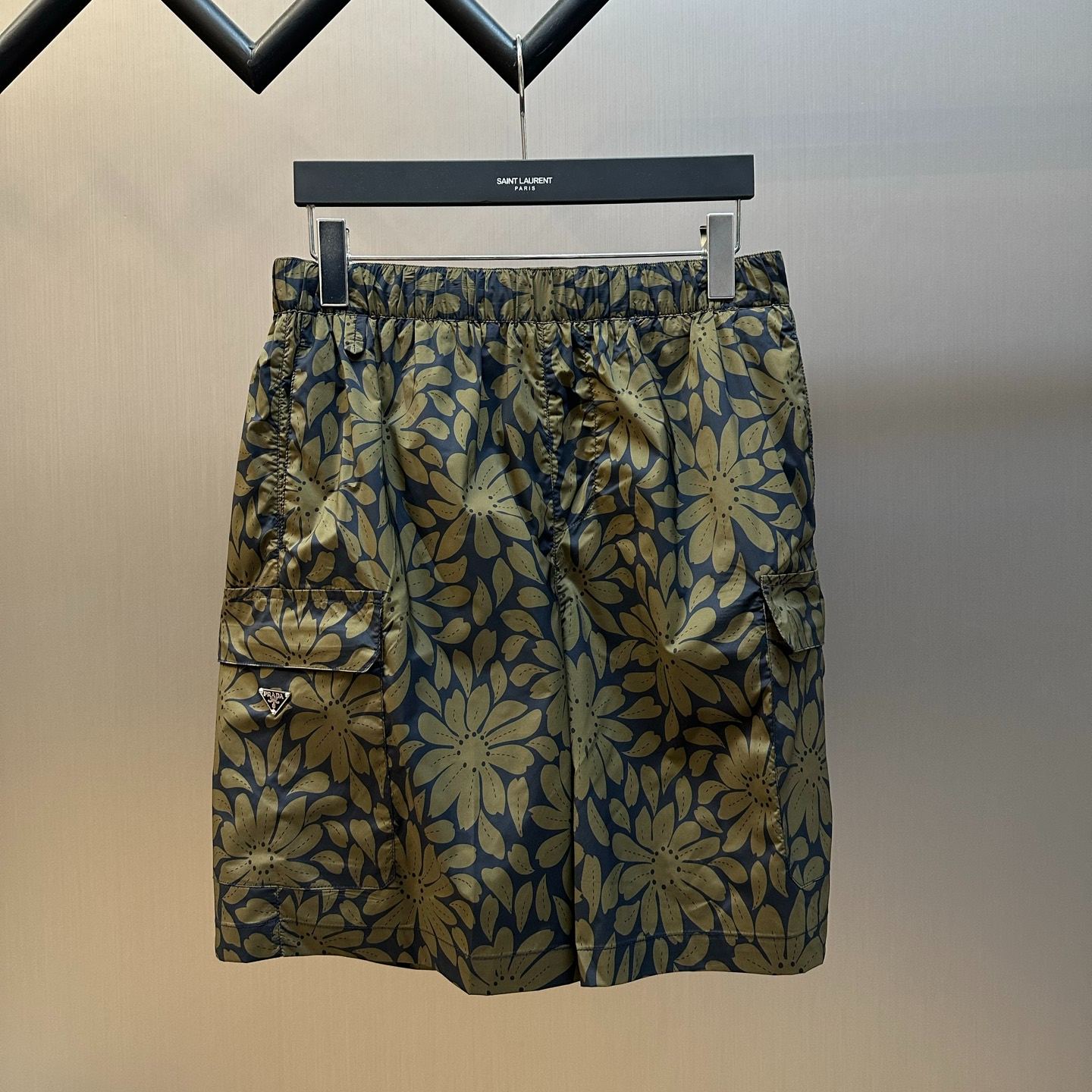PRADA Printed Re-Nylon Swim Shorts（UB380-19G4-F090K-S-OOO）