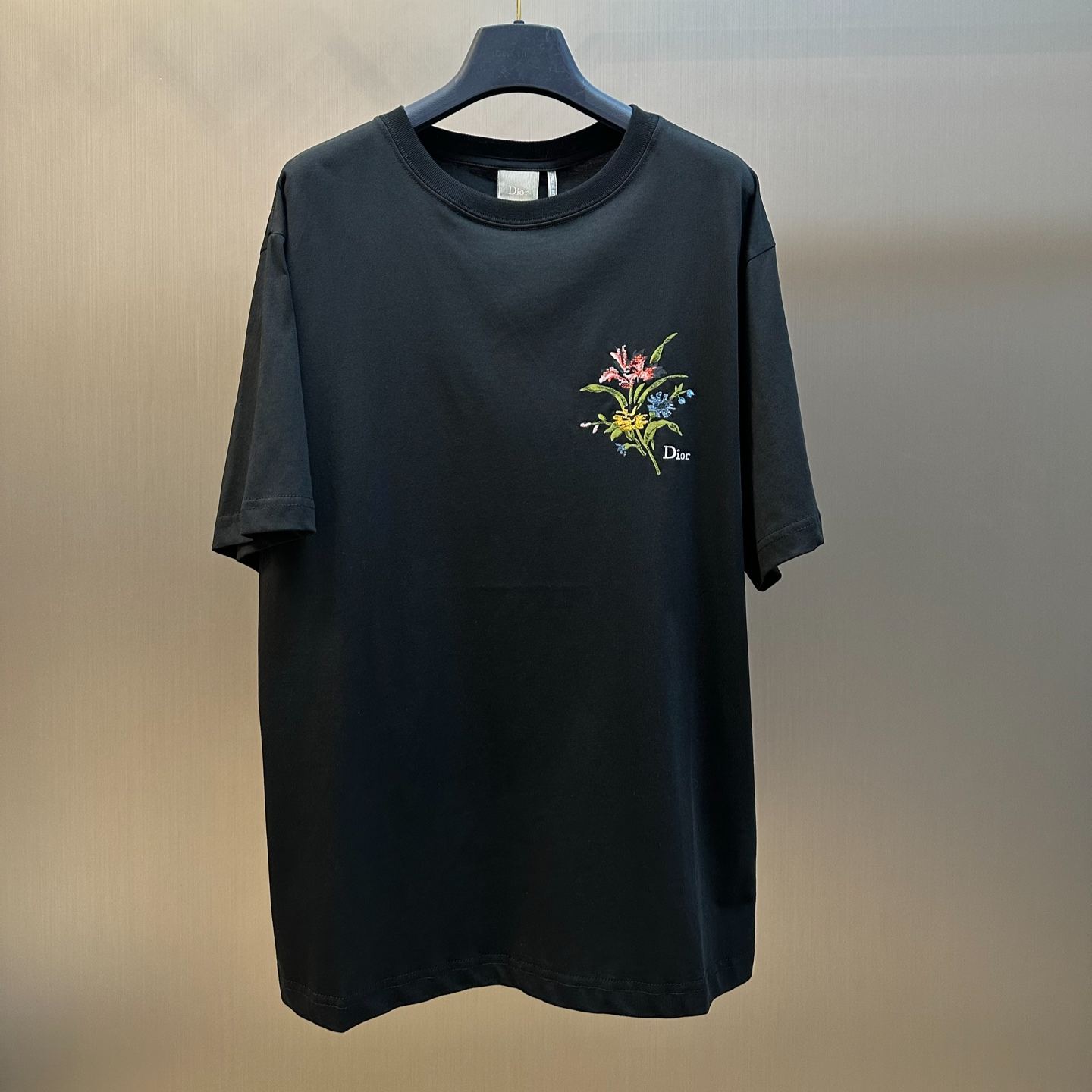 DIOR  Luxury Men's T-Shirts（693J640A3282_C084）