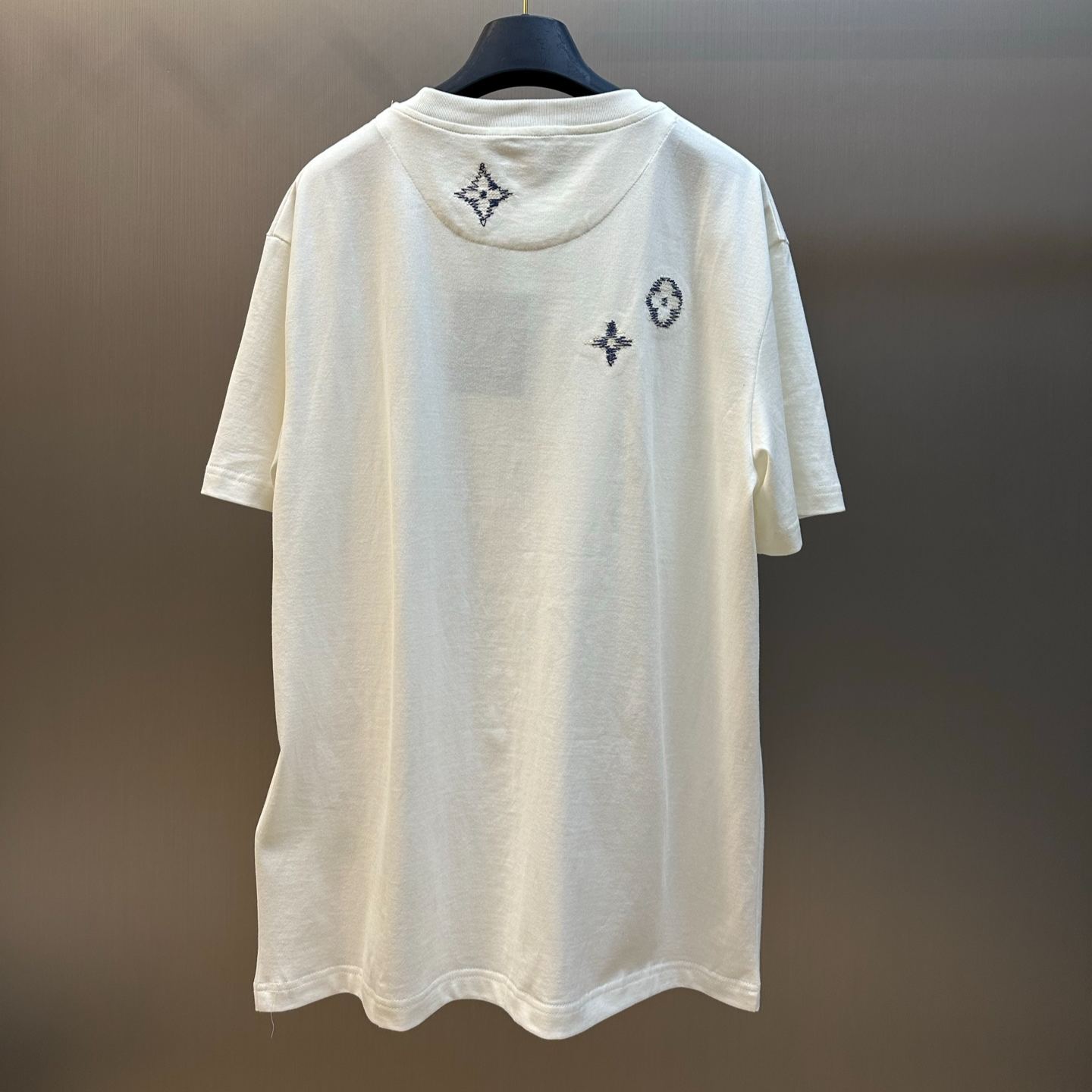LOUIS VUITTON Embroidered Logo T-shirt（1AK7FZ）