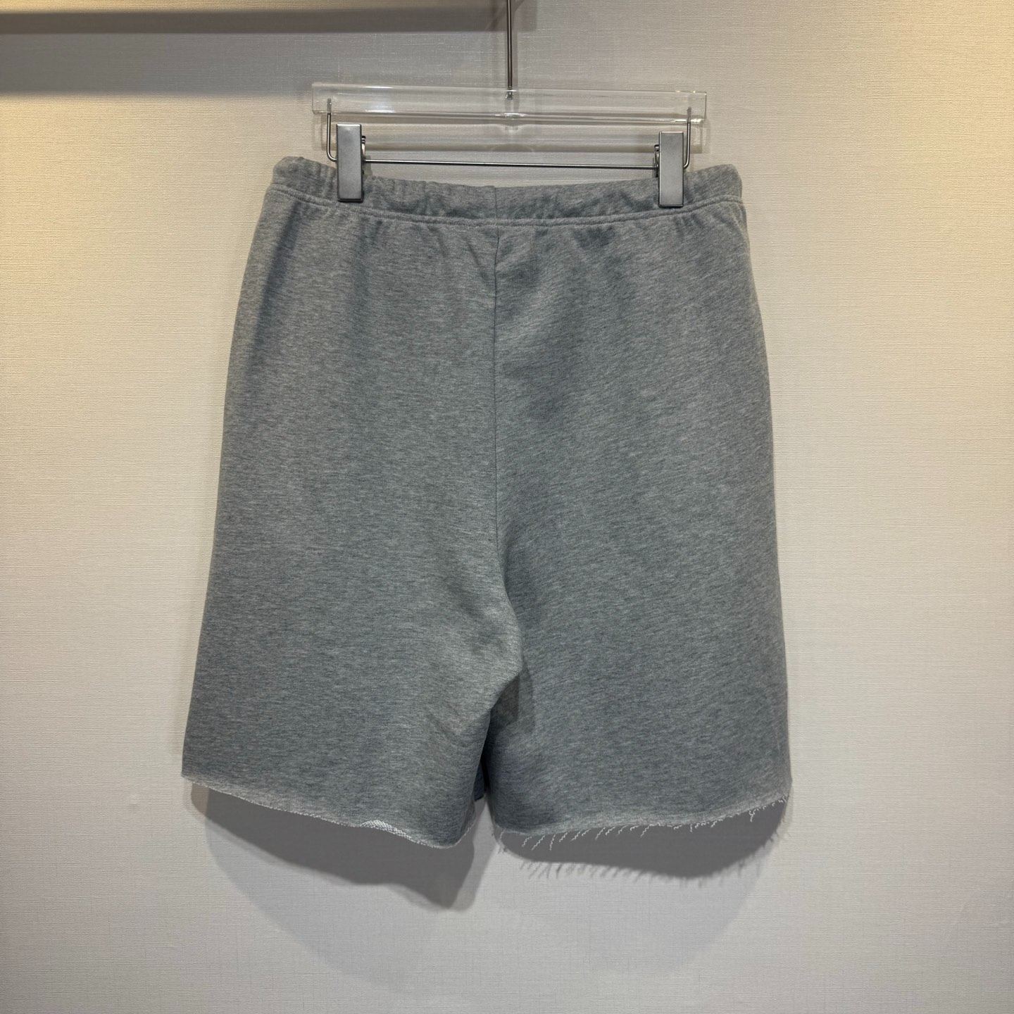 CELINE Blason Loose Shorts 'Grey Melange/Burgundy'（RP00N670Q 09BA）