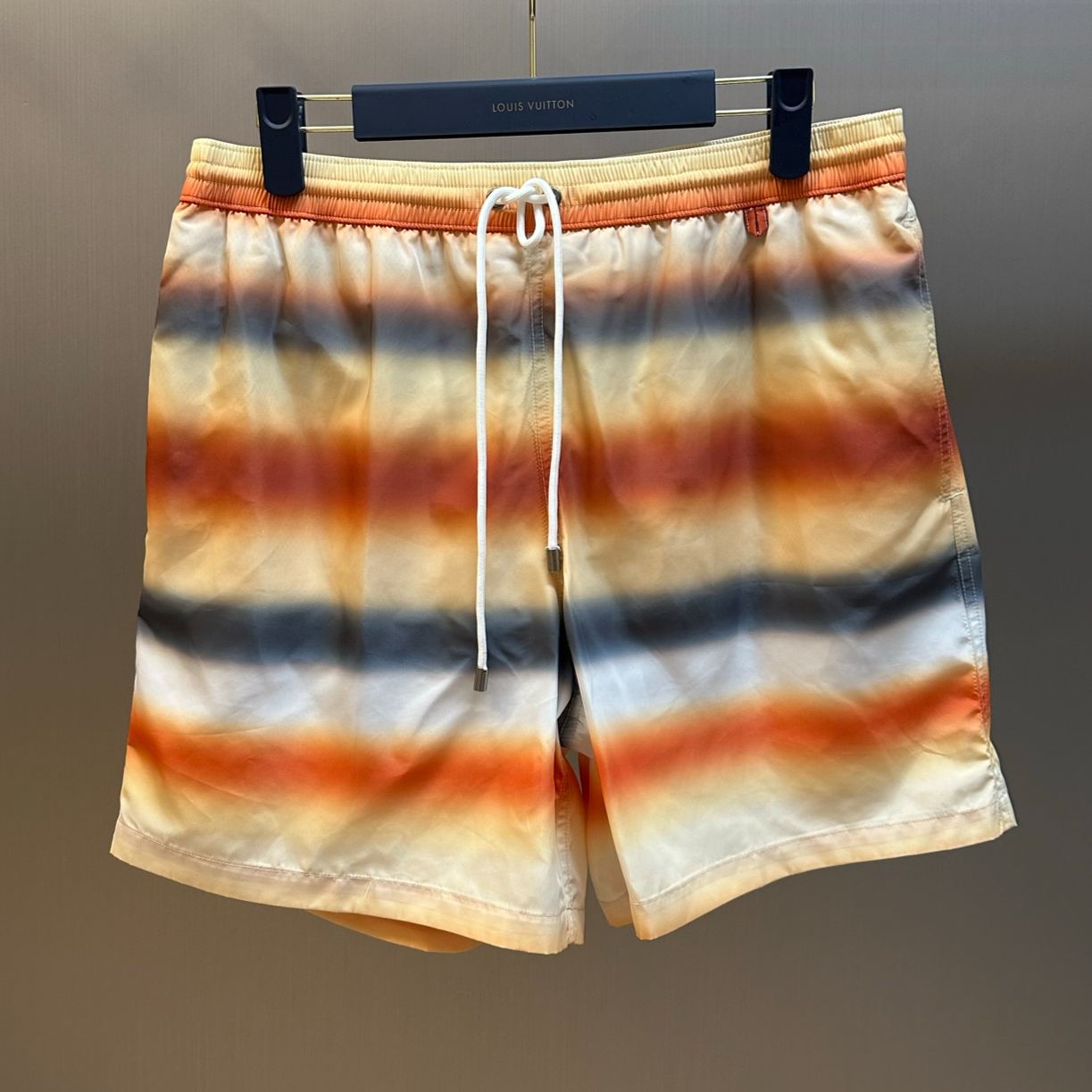 LOEWE x Paula's Ibiza Striped Swim Trunks（H616486X46）