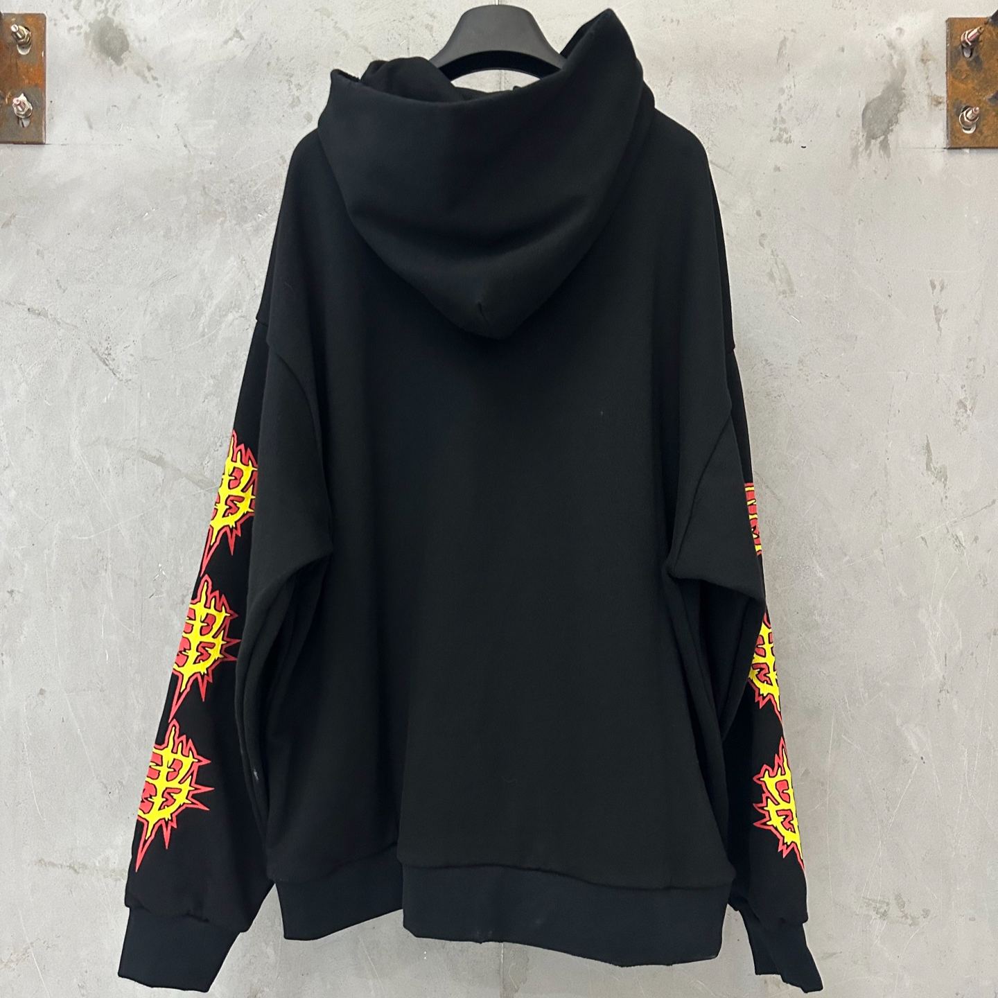 Balenciaga sacré cœur mid-length hoodie (851238TUVL21000）