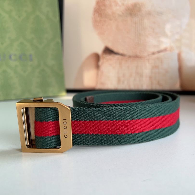 Gucci Striped Webbing Belt 'Red/Green'（‎700339 HE2VT 8742）