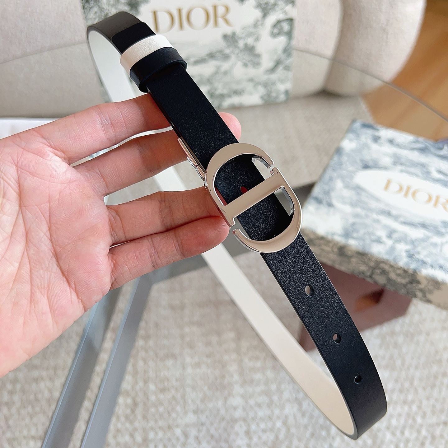 Dior 30 Montaigne Reversible Belt（B0446UWGA_M911）