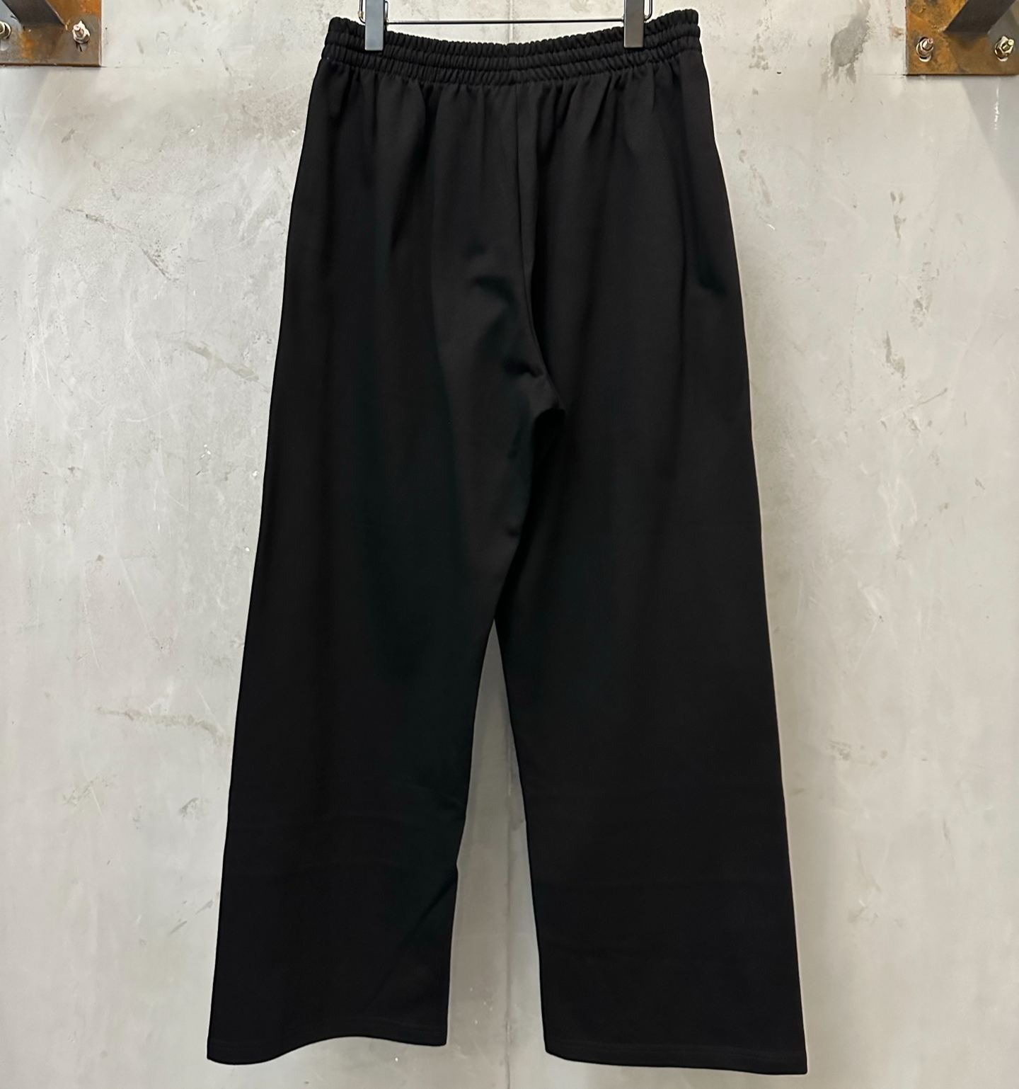BALENCIAGA Men's Bodies Baggy Sweatpants in Black（871496TUVQ51000）