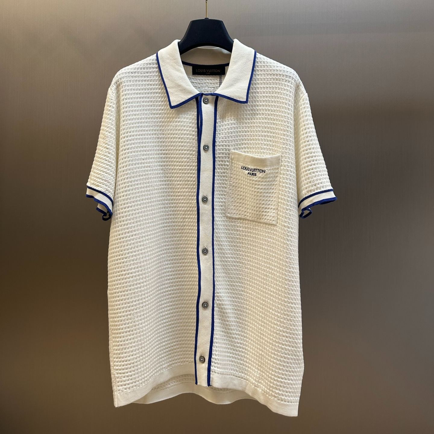  Louis Vuitton Waffle Signature Short-Sleeved Shirt（1AK6X1）