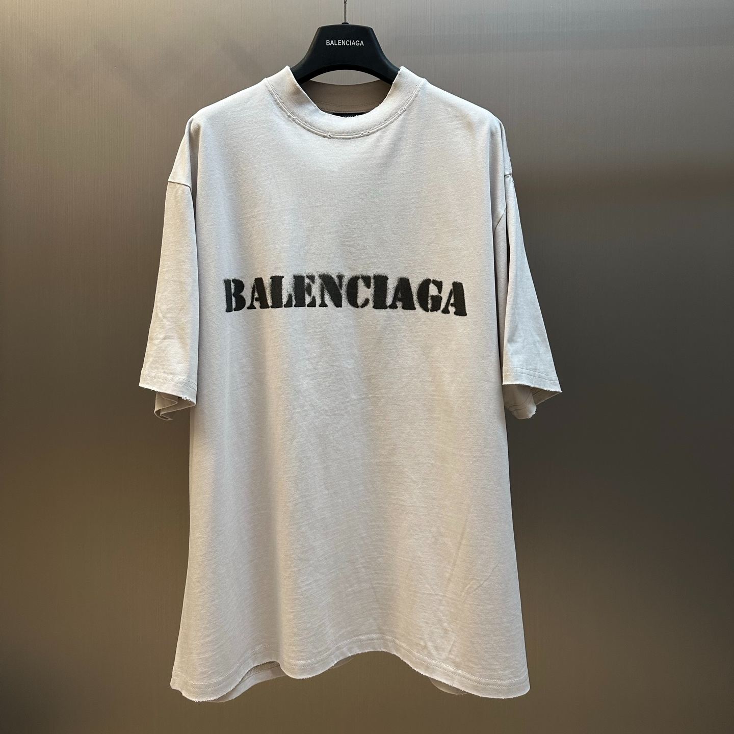 Balenciaga-Stencil Type T-shirt 'Black'（764235TQVA31750）