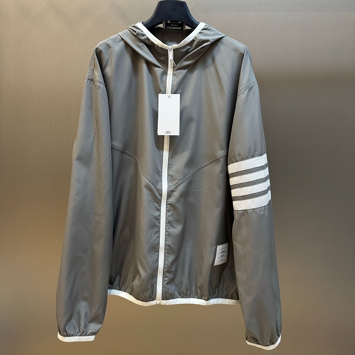 THOM BROWNE Packable Zip Up Hoodie (MJT309A07863）