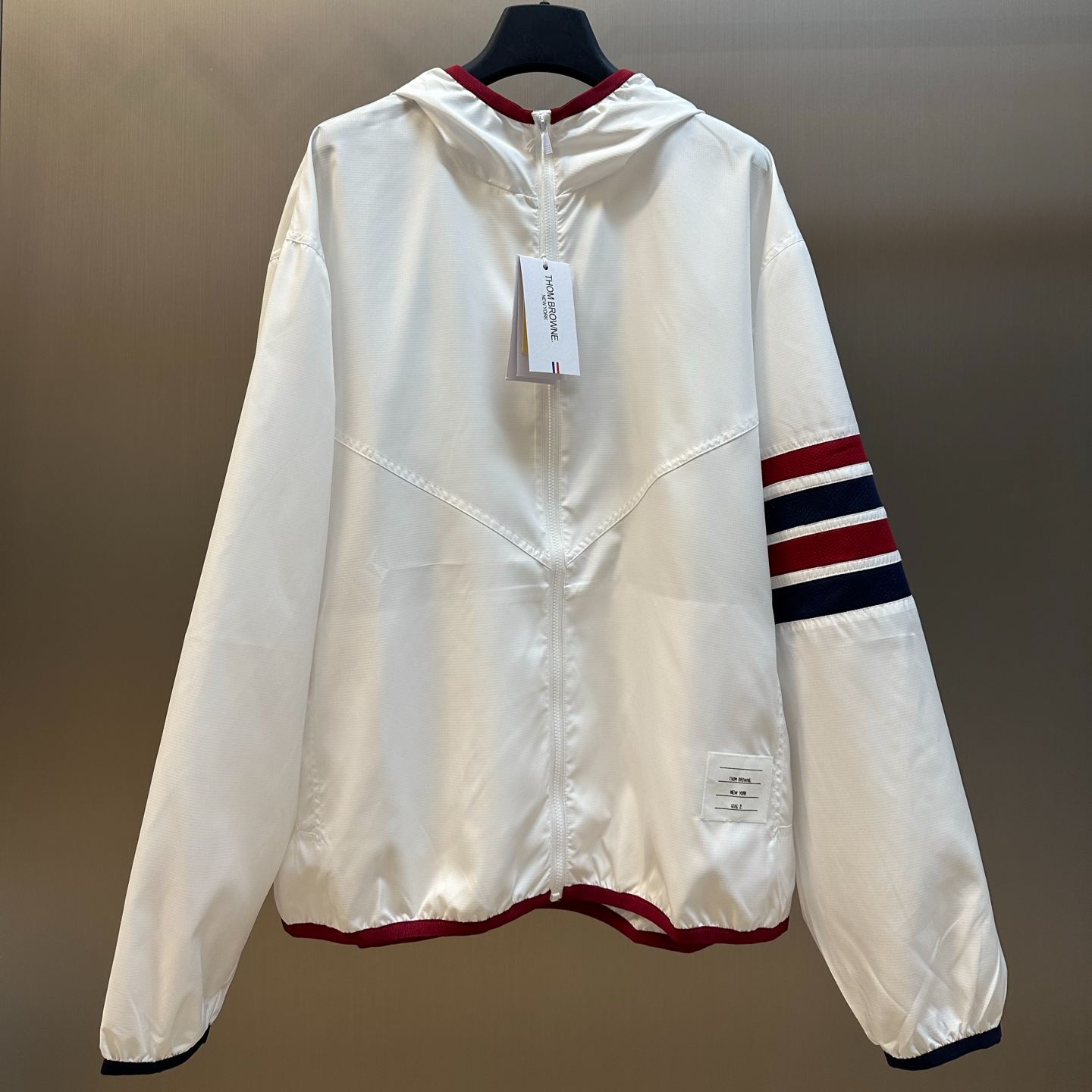 THOM BROWNE Packable Zip Up Hoodie (MJT309A07863）