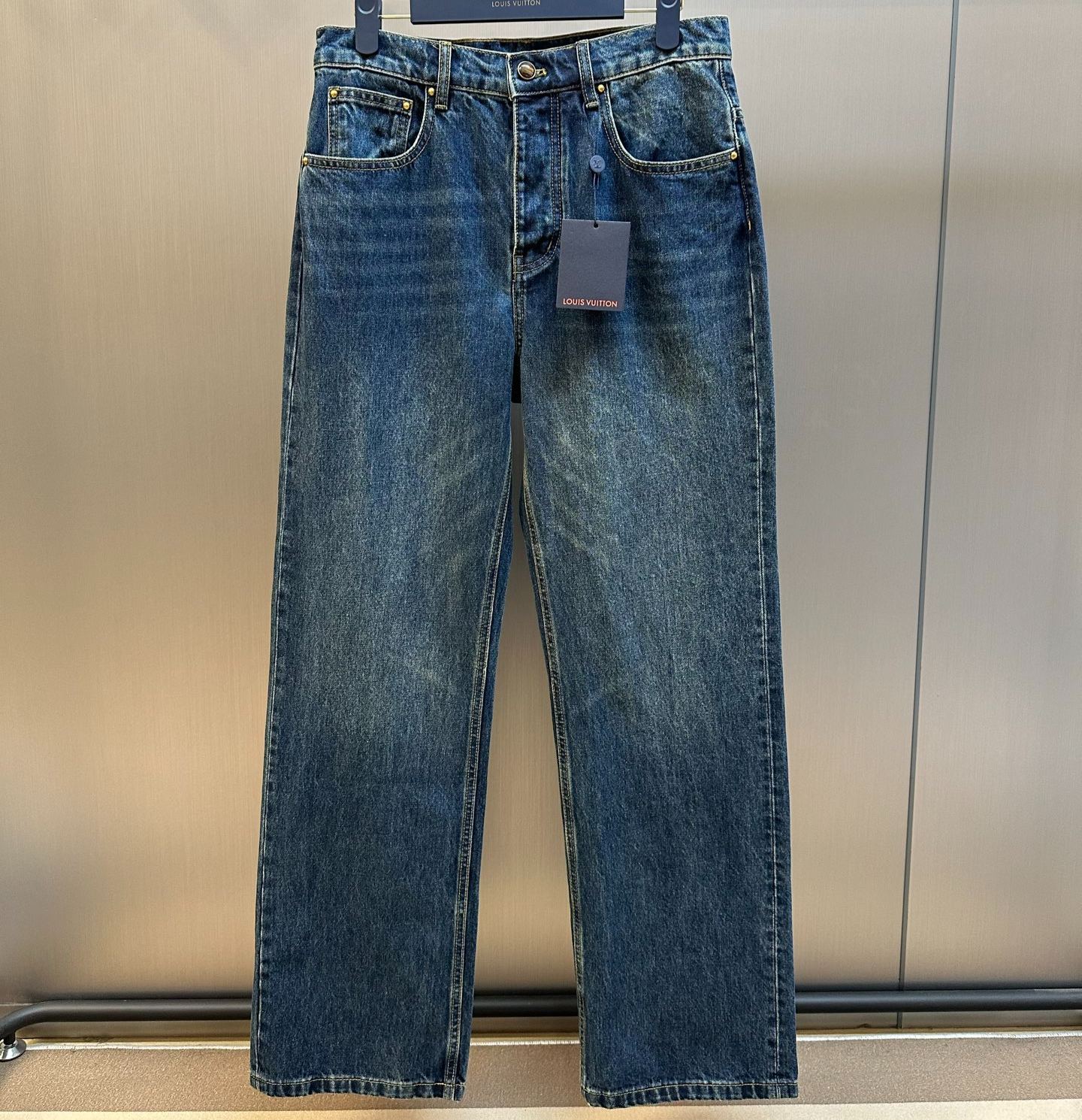 Louis Vuitton Denim Skate Pants with Leather Pocket Details（1AJUXV）
