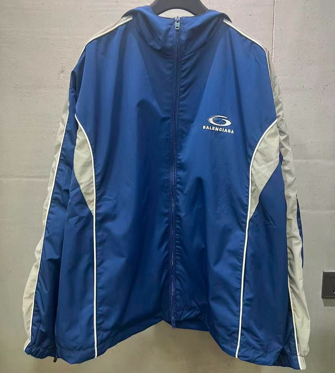 Balenciaga Men's Tracksuit Jacket in Marine Blue（871265TUO134140）