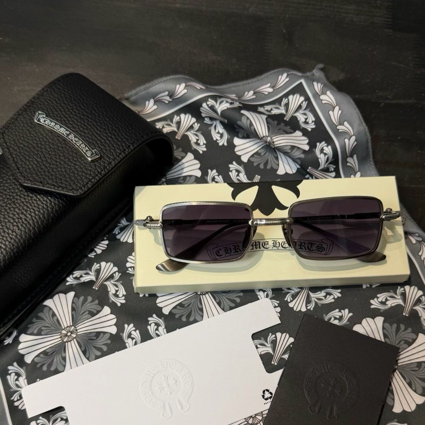 Chrome Hearts Sunglasses (CHROME HEARTS 444）