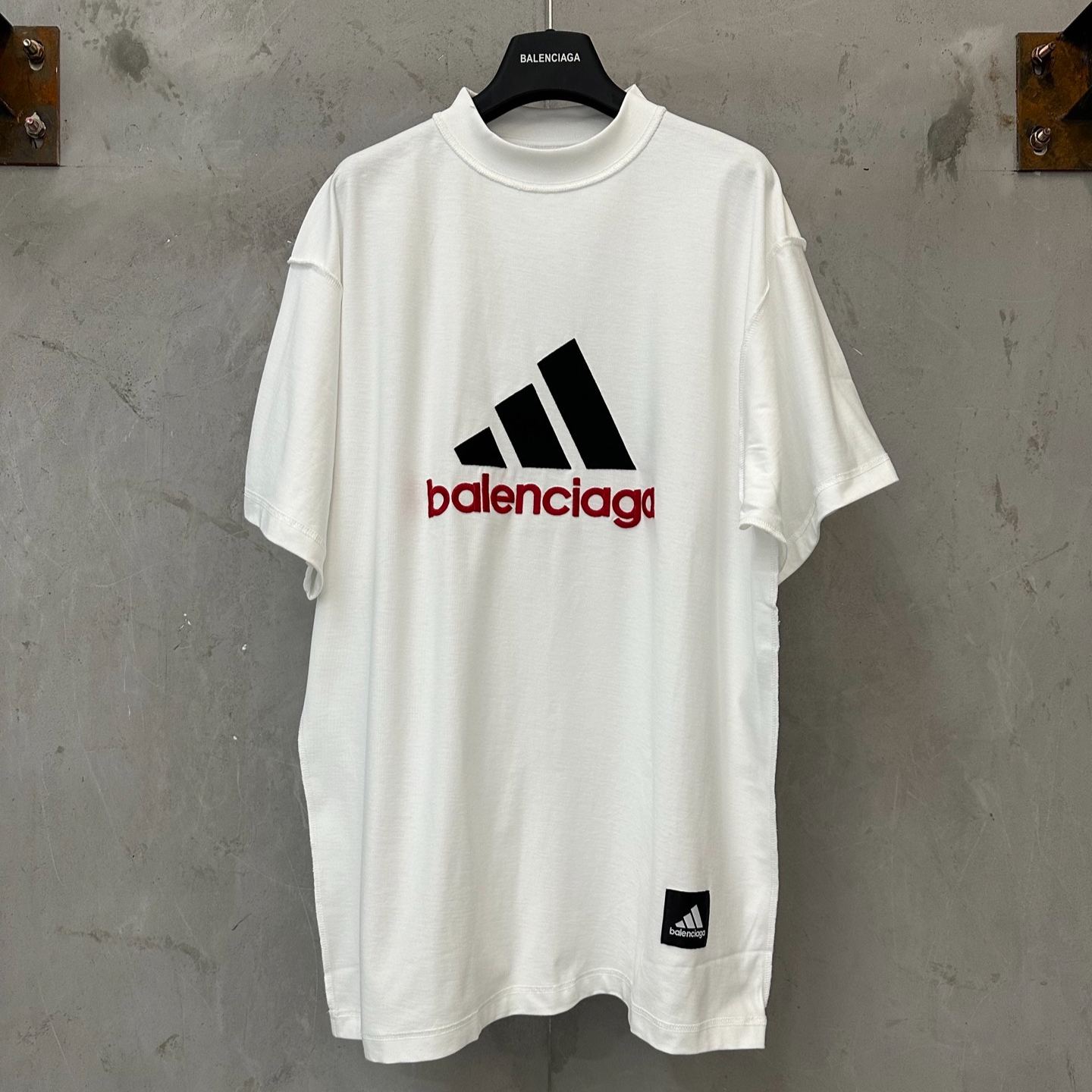 adidas BALENCIAGA T-Shirt Oversized "White"（ 731769TNVA69065）