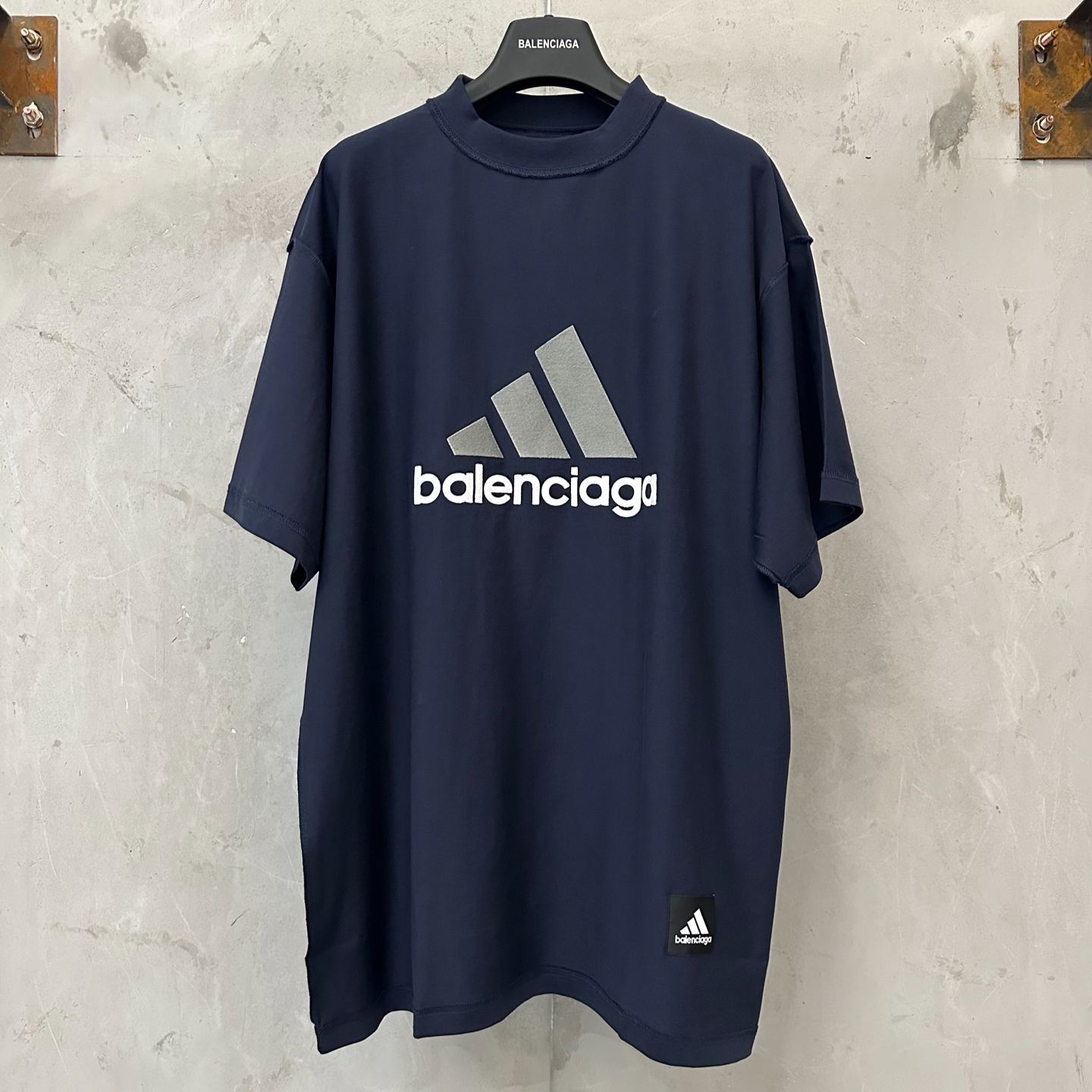 adidas BALENCIAGA T-Shirt Oversized "White"（ 731769TNVA69065）