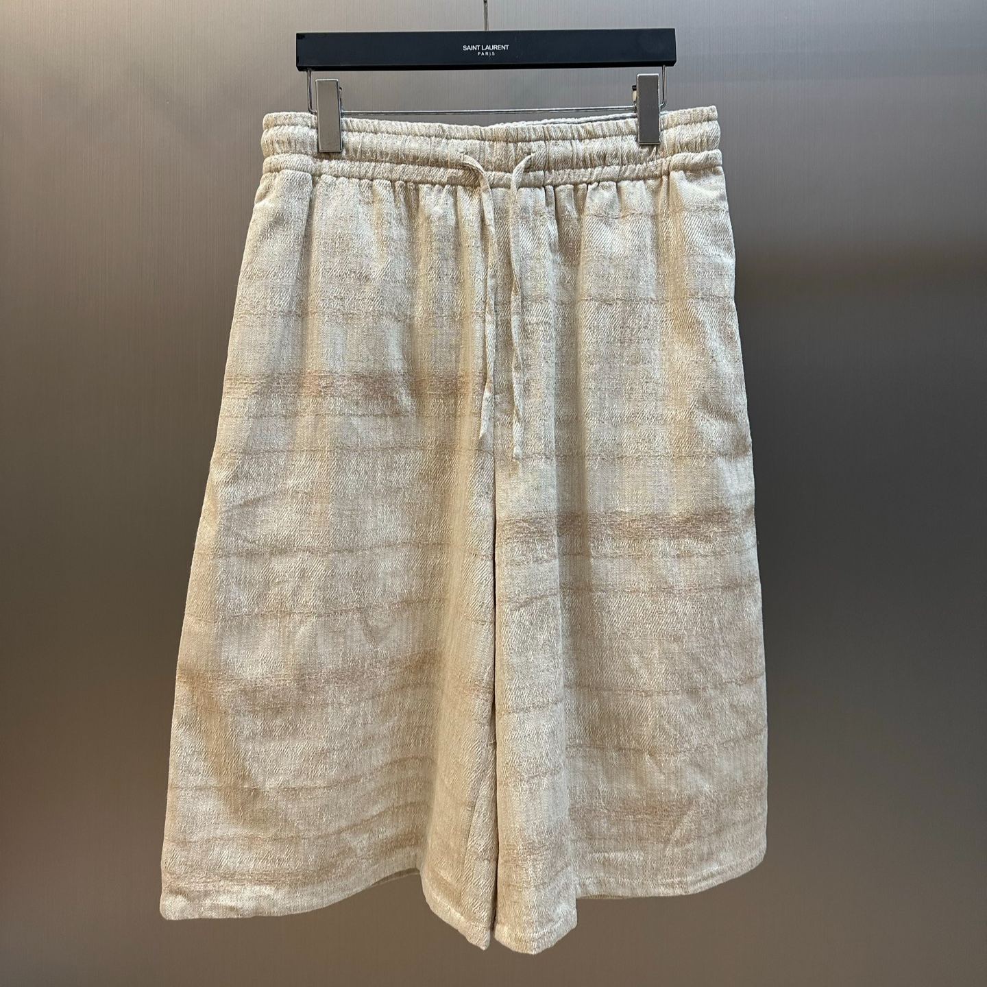LOEWE Drawstring shorts in denim（H616Y1AX38）