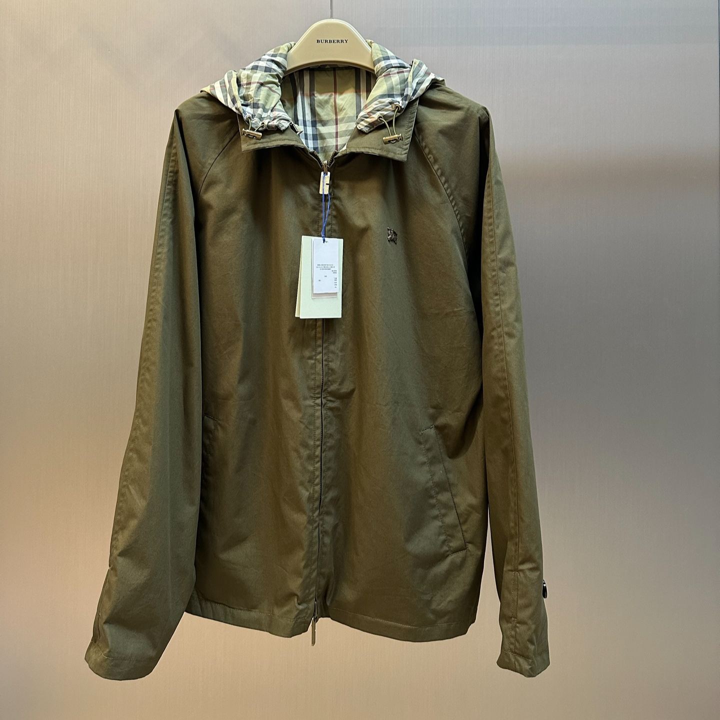 Burberry Light Jackets in Green for Men（8116067）