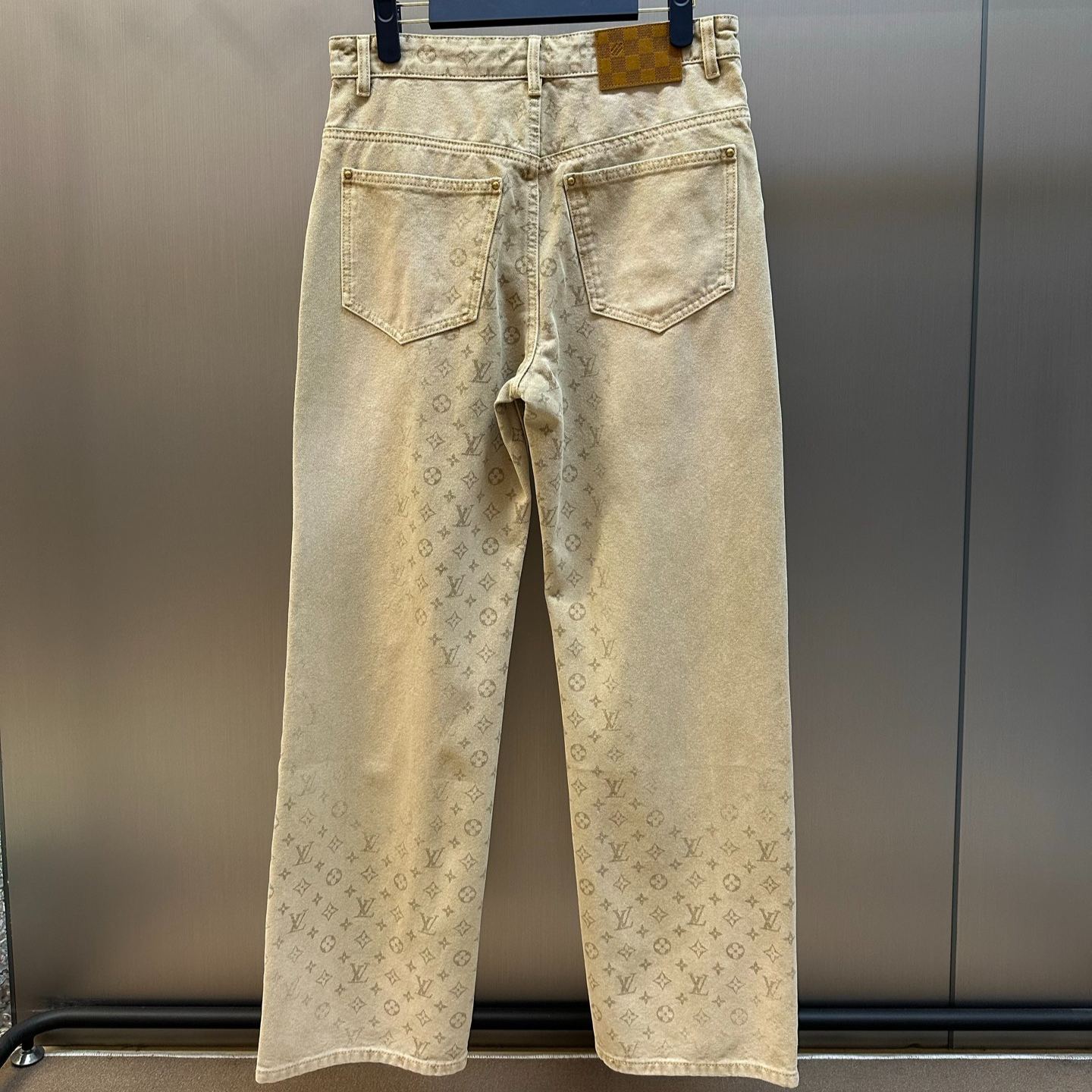 Louis Vuitton Monogram Denim Skate Pants（1AJTWO）