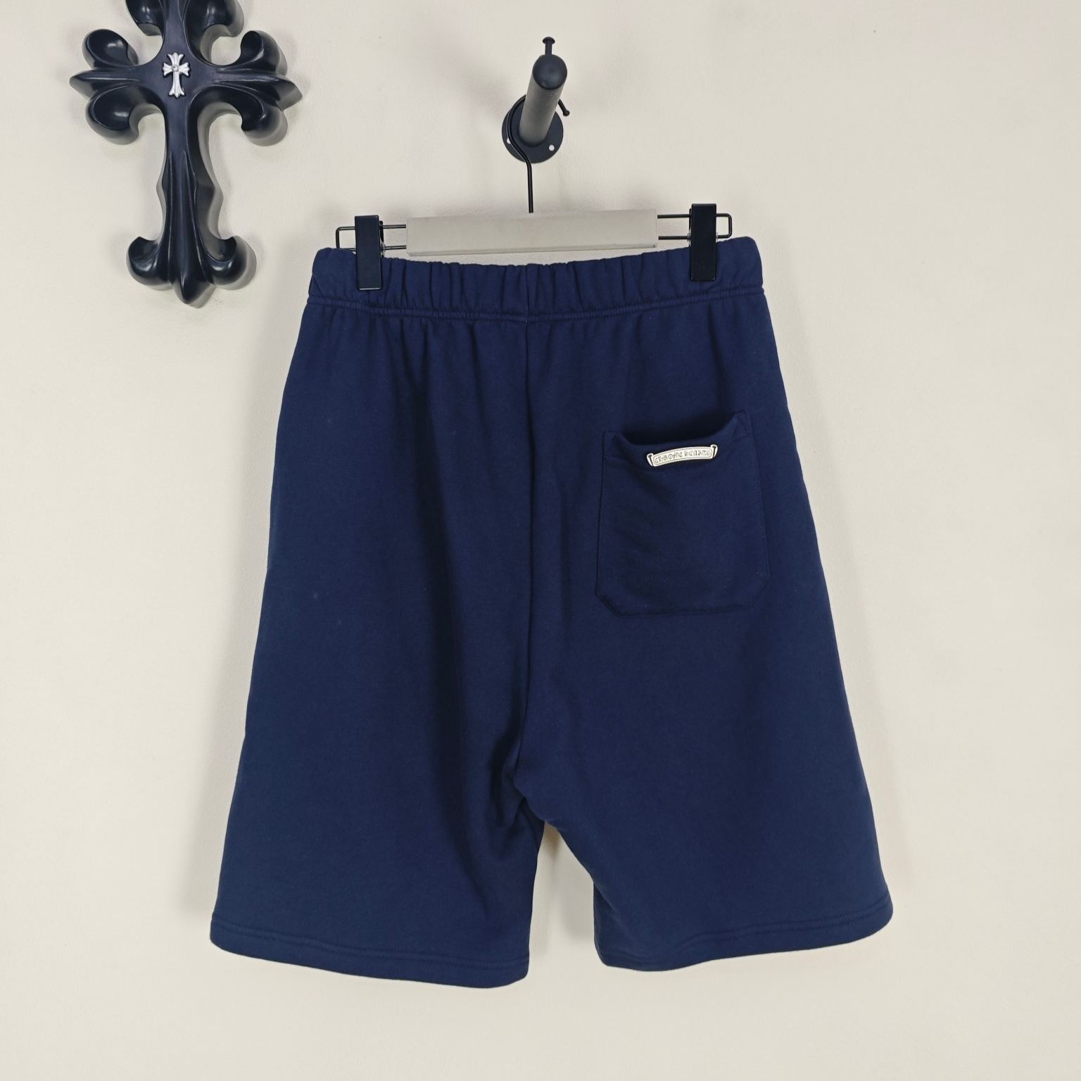 CHROME HEARTS Leather Cemetery Cross Shorts (CH-2026-7-13）