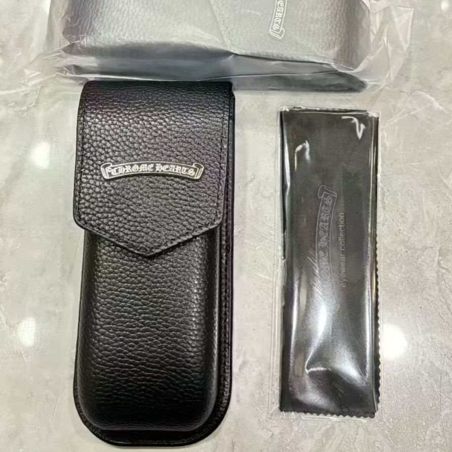 Chrome Hearts glasses case（CH2622）