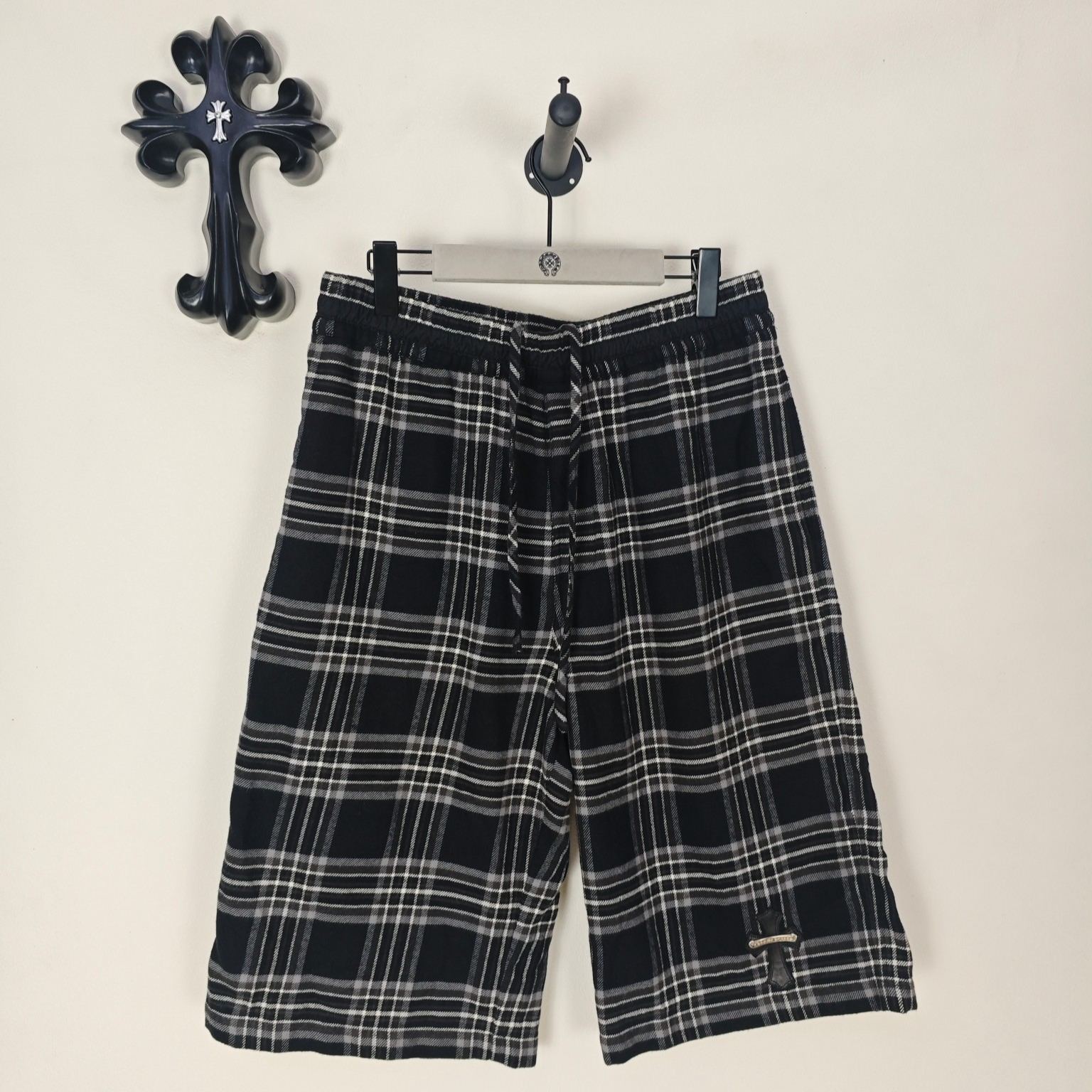 Chrome Hearts After School Cross Patch Flannel Shorts（CH-2026-7-14）