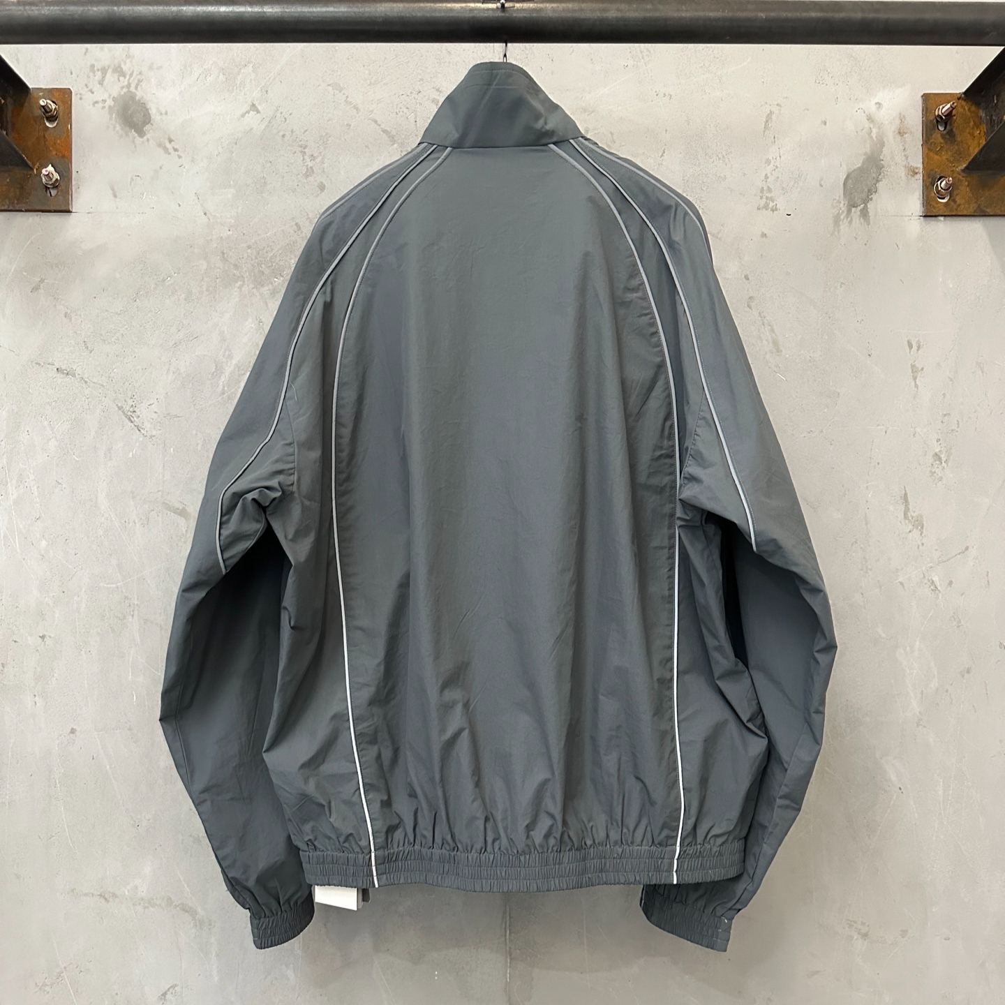 Balenciaga Men's Bodies Tracksuit Jacket in Elephant Grey (A001YQTPQ381485）