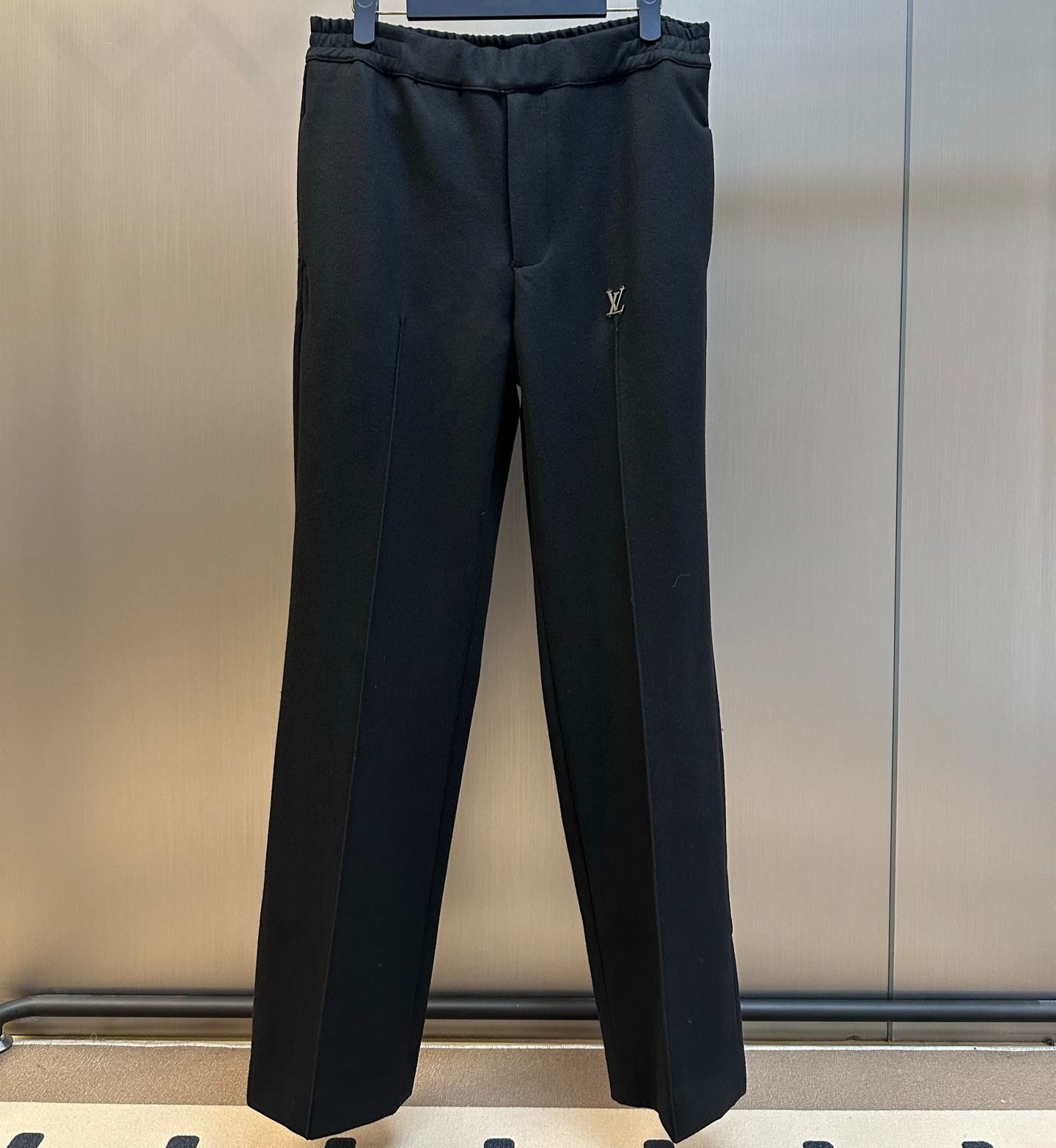 Louis Vuitton Tailored Functional Wool Jogging Pants（1AJRB3）