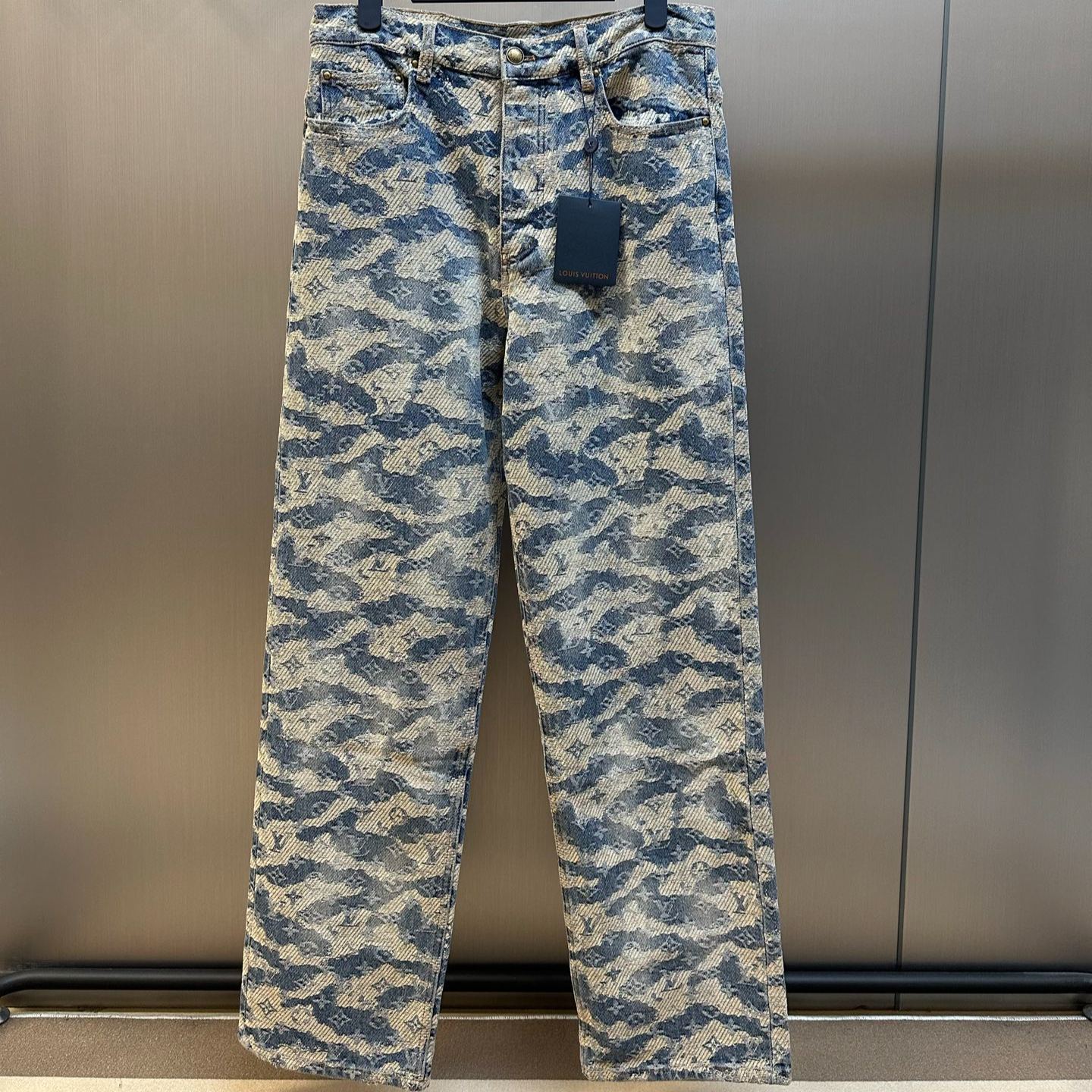 Louis Vuitton Monogram Denim Skate Pants （1AJBK4）