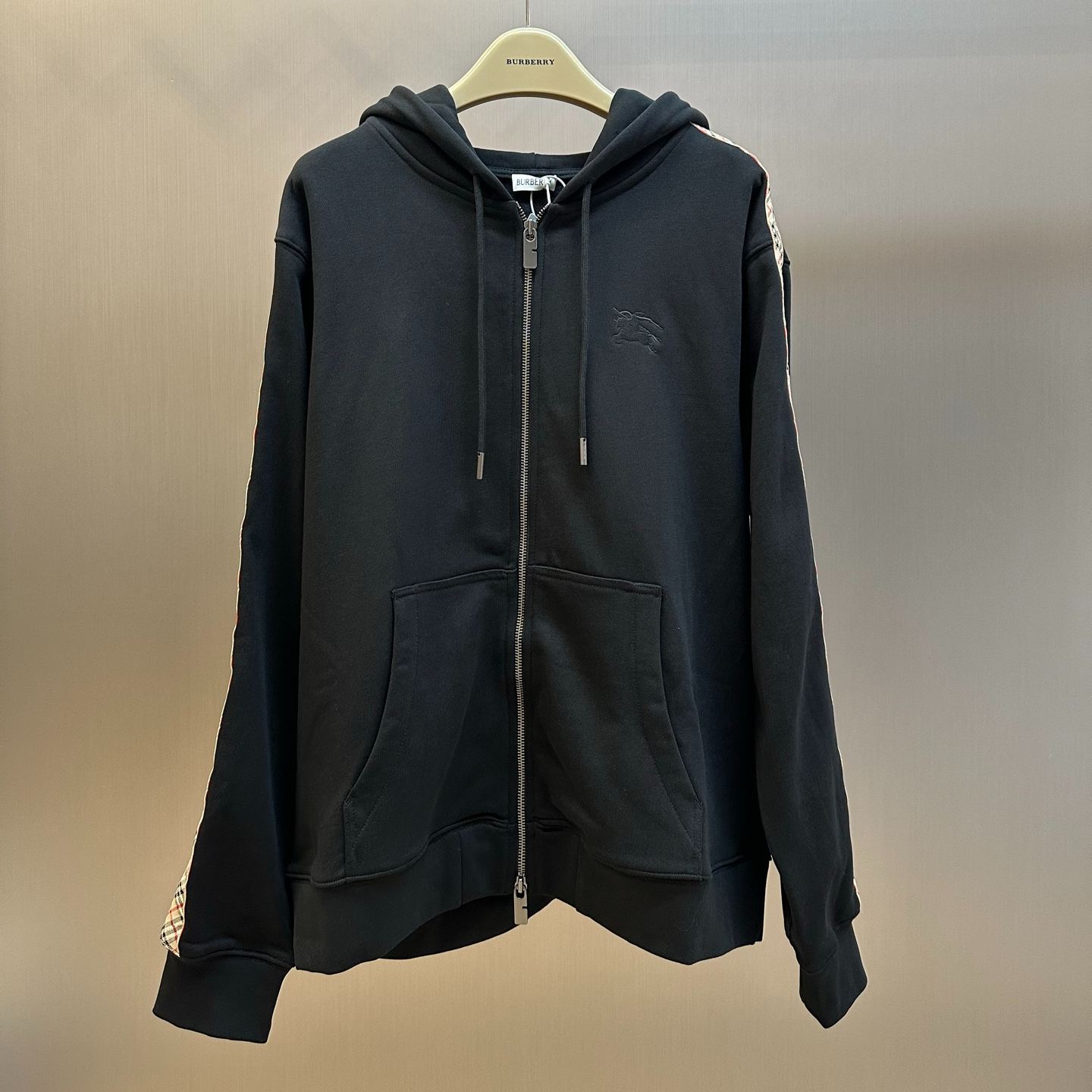 Burberry Check-print zip-up hoodie（8118990）
