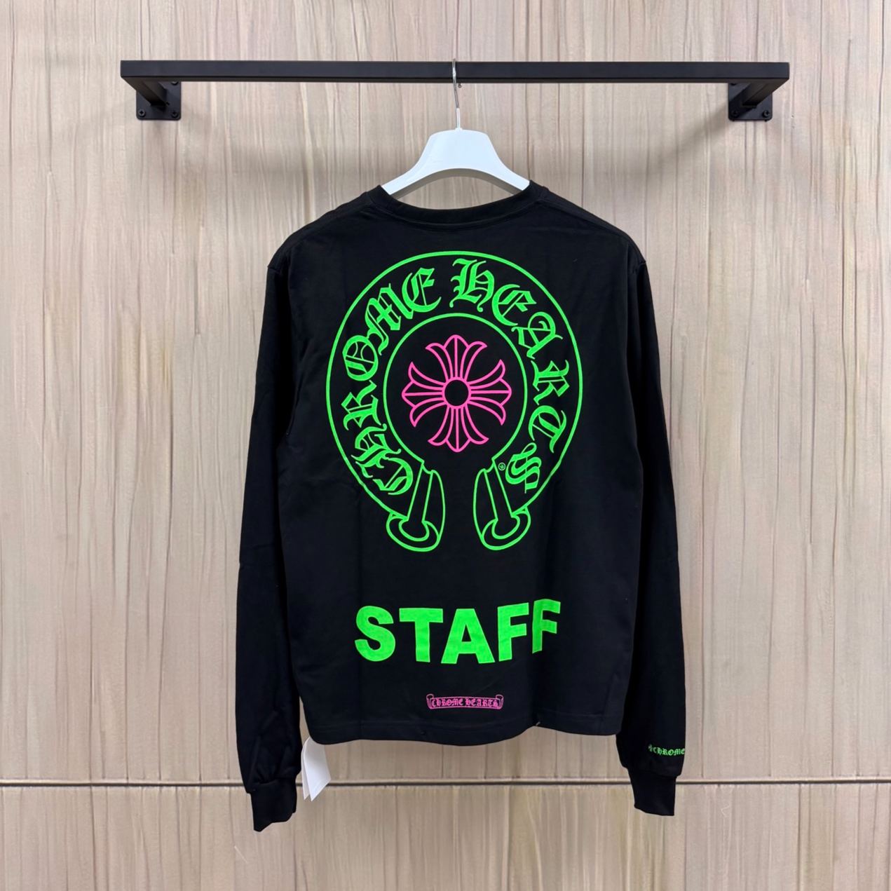 Chrome Hearts Horseshoe Staff L/S T-Shirt Black/Green/Pink  (CH-2026-7-22）