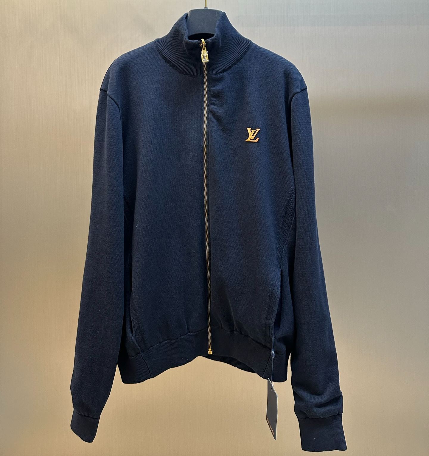 Louis Vuitton Reversible Nylon Hybrid Track Top（1AK72U）