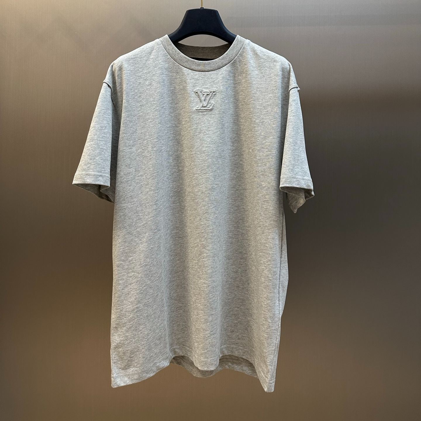 Louis Vuitton Embossed Logo T-Shirt（1AKLKQ）