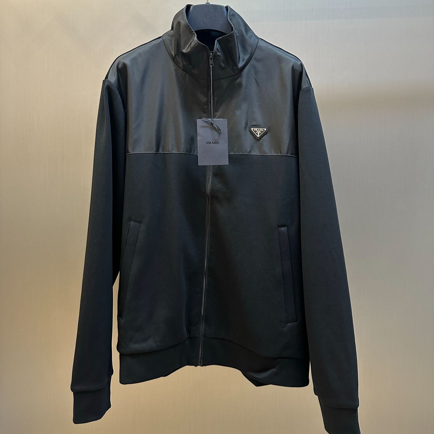 Prada Jacket (UJL19D-11JE-F0806-S-OOO）