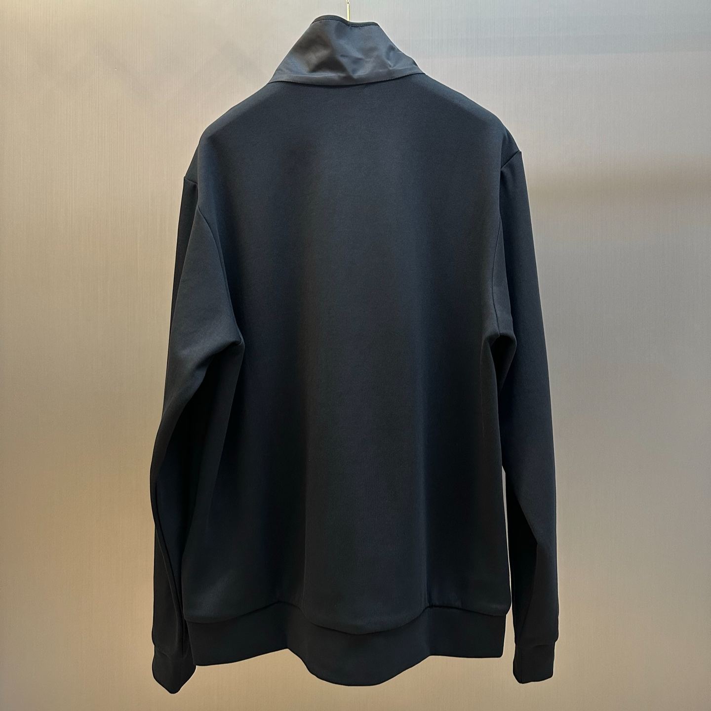 Prada Jacket (UJL19D-11JE-F0806-S-OOO）