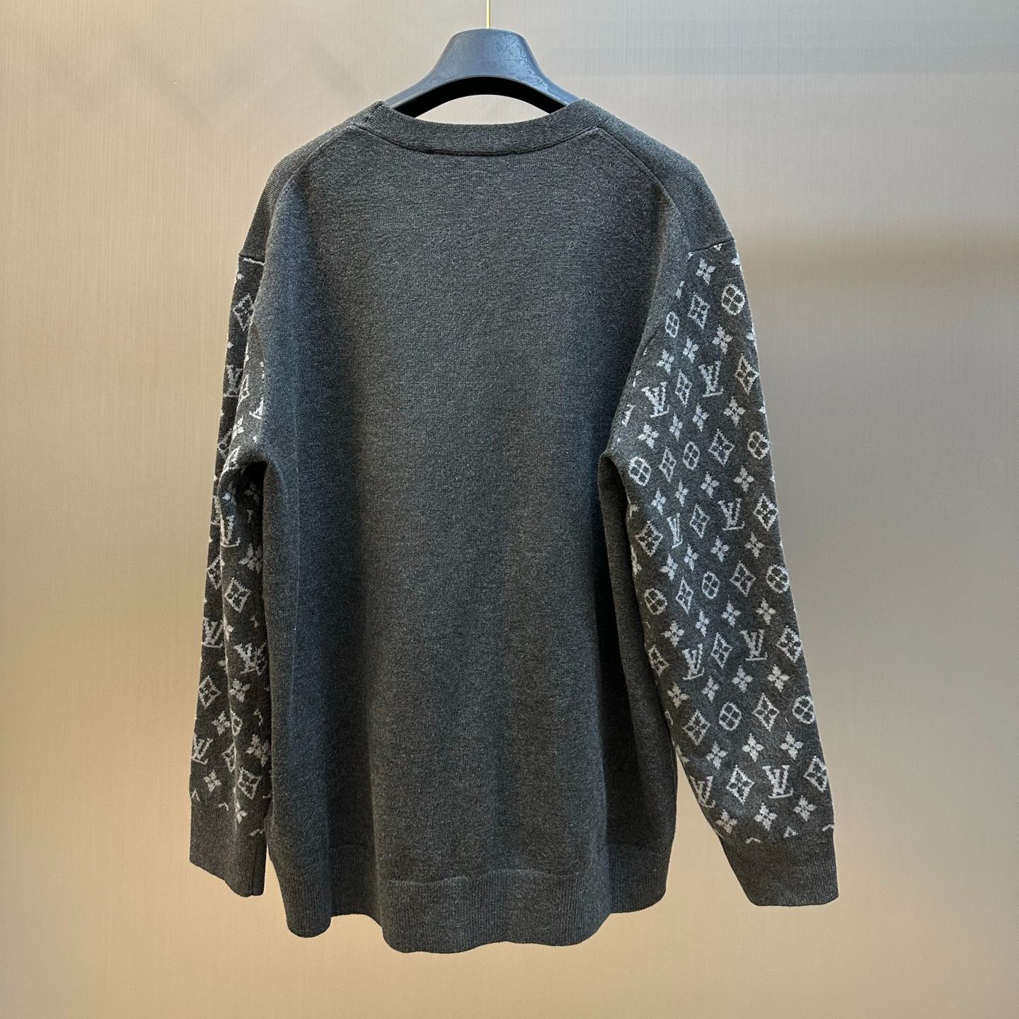 Louis Vuitton Monogram Mix Cashmere Cardigan（1AATLY）