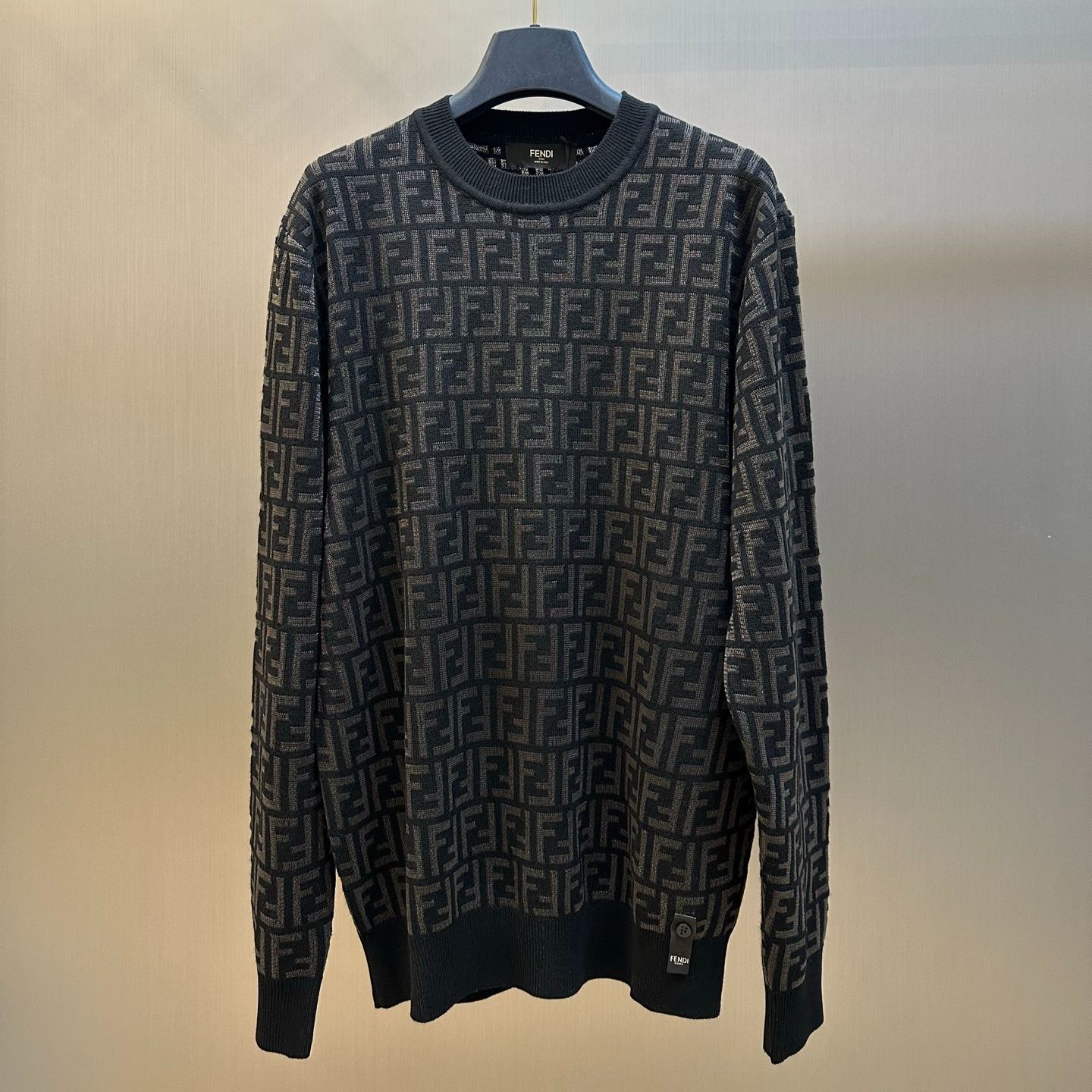 FENDI Men's Cashmere Sweater (FZX091-APPA-F1MH0）