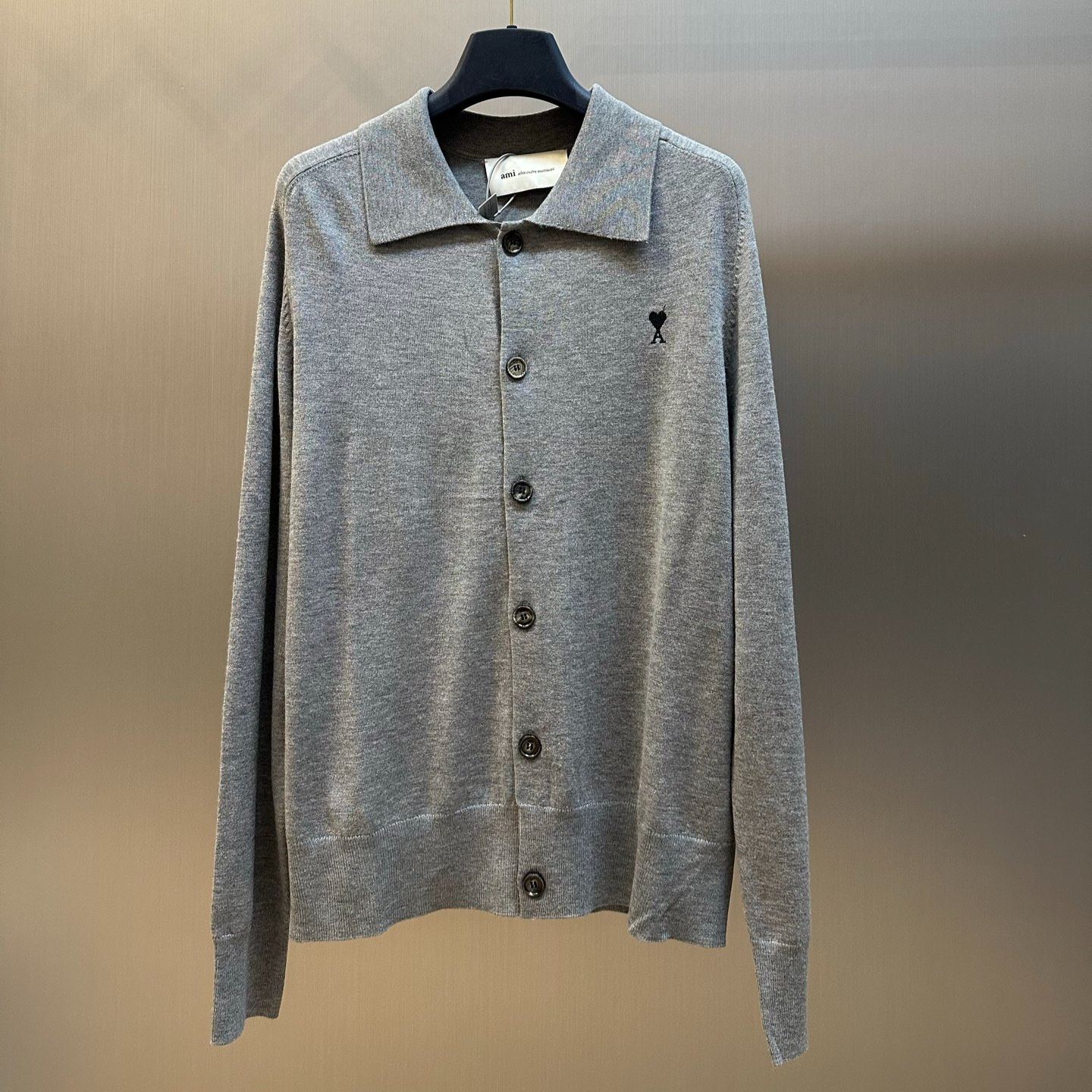 Ami Paris Men's Grey Wool Shirt Collar Ami De Coeur Cardigan（HKC385 KN0039 0504）