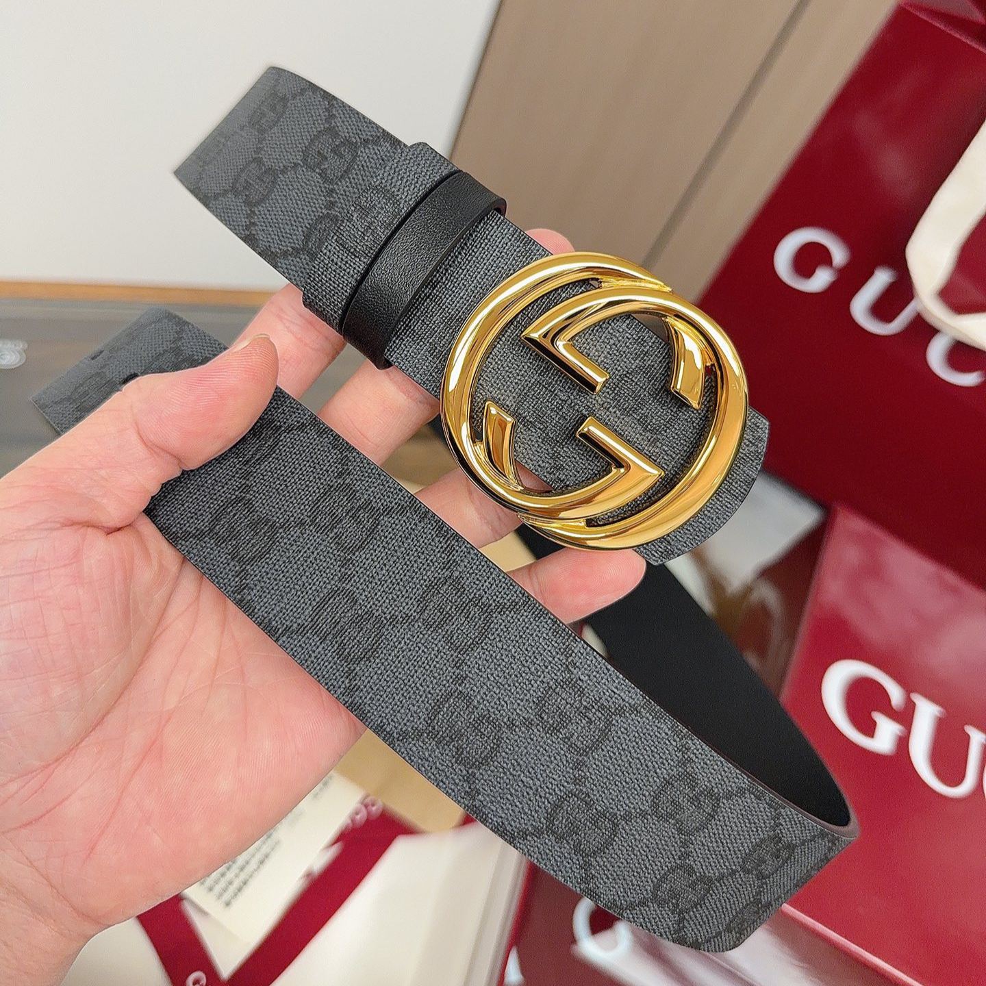 Gucci Interlocking G buckle reversible belt（876356 AAGRL 1000）