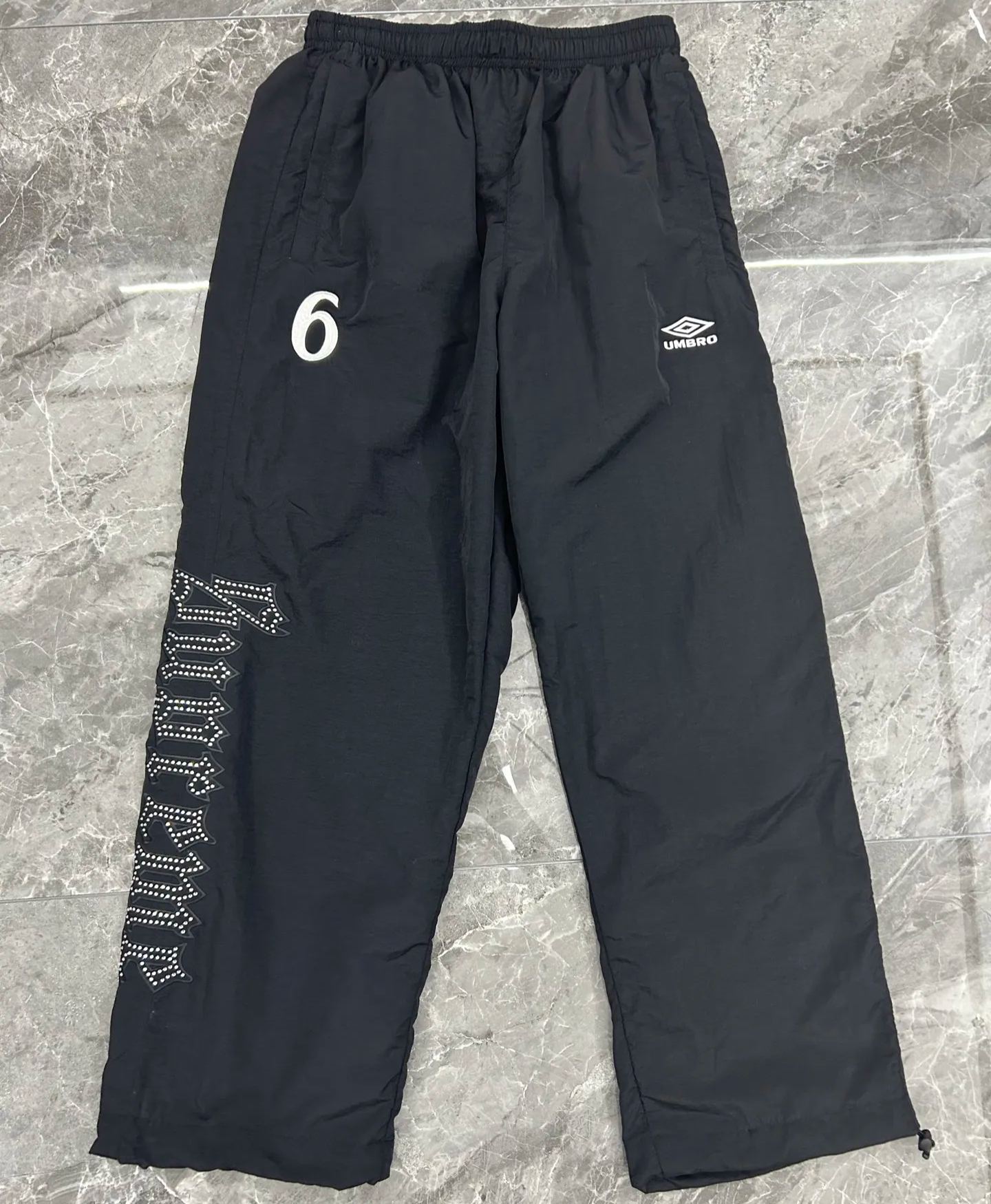 Supreme x Umbro Rhinestone Track Pant "Black"（SUP-SS26-332）