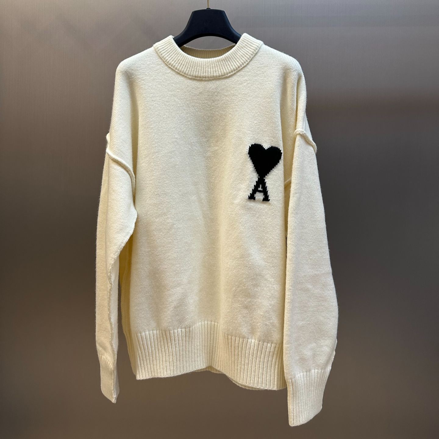 AMI Paris wool Ami De Coeur crewneck sweater（UKS838.018.151）
