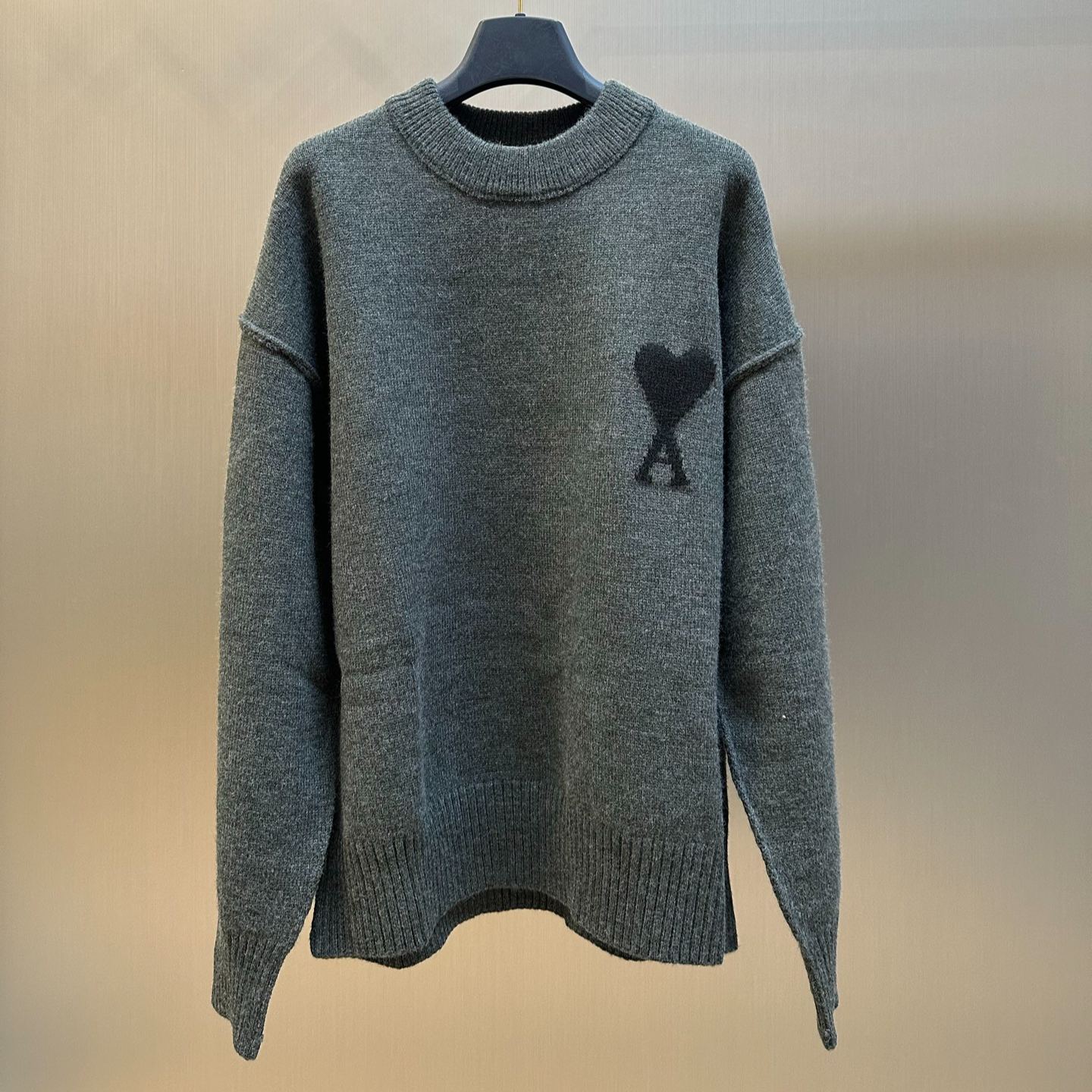 AMI Paris wool Ami De Coeur crewneck sweater（UKS838.018.151）